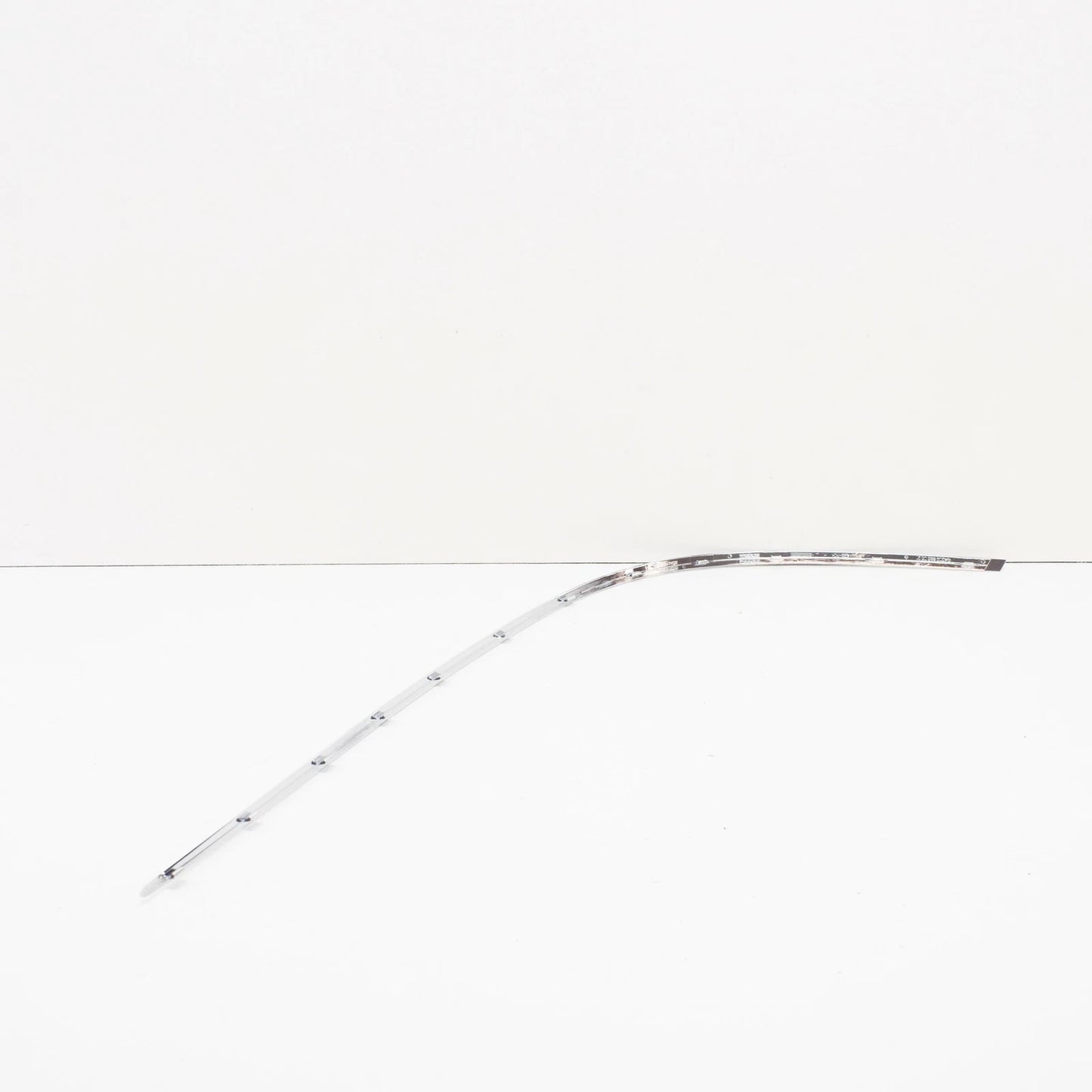 NEW MB CLK C209 AMG REAR BUMPER LEFT CHROME TRIM A2098850521 ORIGINAL