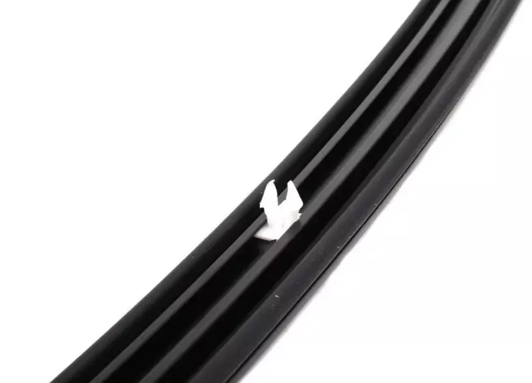 NEW BMW 3 COMPACT E36 CONVERTIBLE TOP COVER TRIM 51138132631 8132631 ORIGINAL