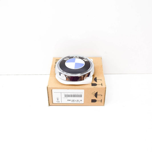 NEW BMW 3 GRAN TURISMO F34 REAR TRUNK LID EMBLEM 51147301062 7301062 ORIGINAL