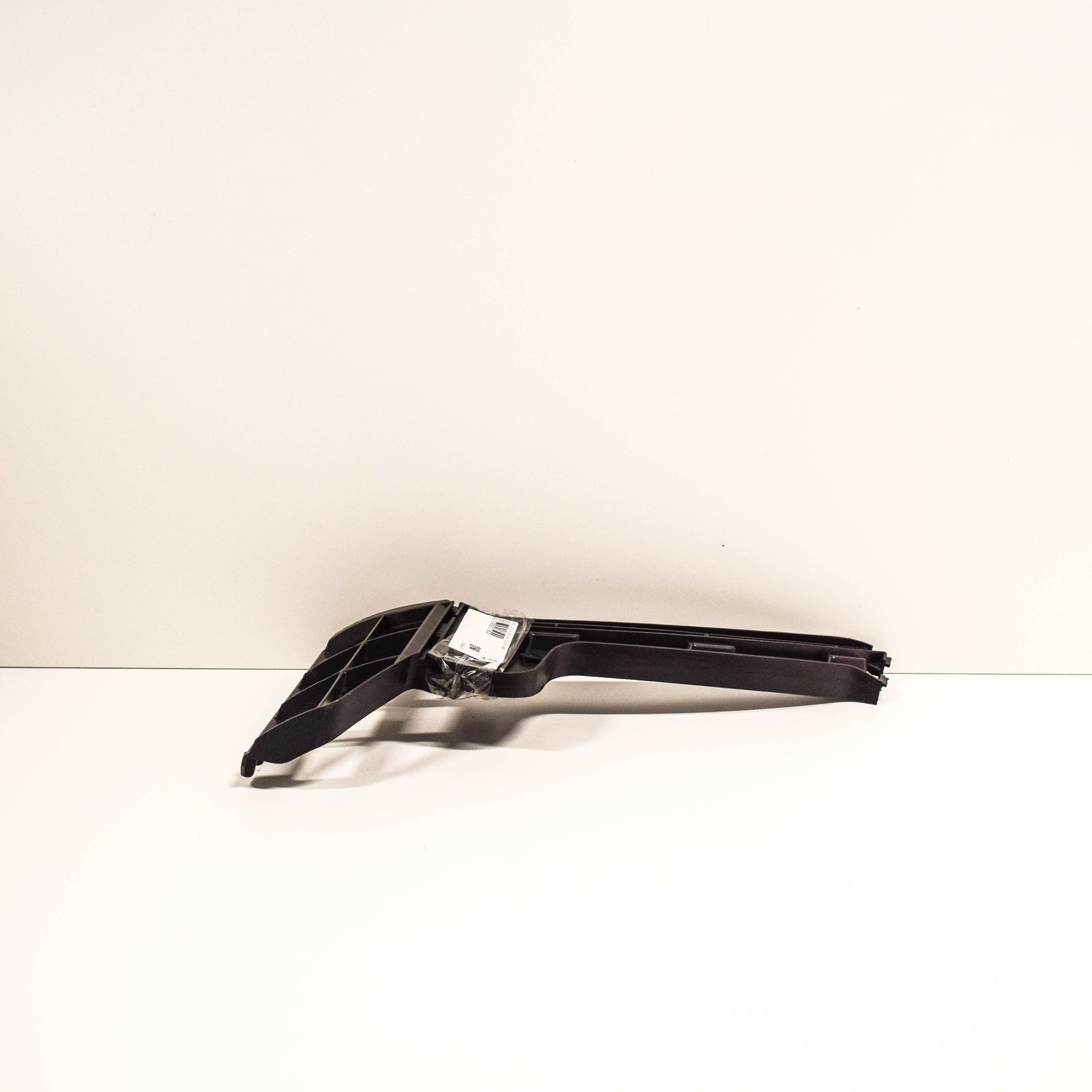 NEW MERCEDES BENZ CLS C219 AMG REAR BUMPER LEFT HOLDER A2198850163 ORIGINAL