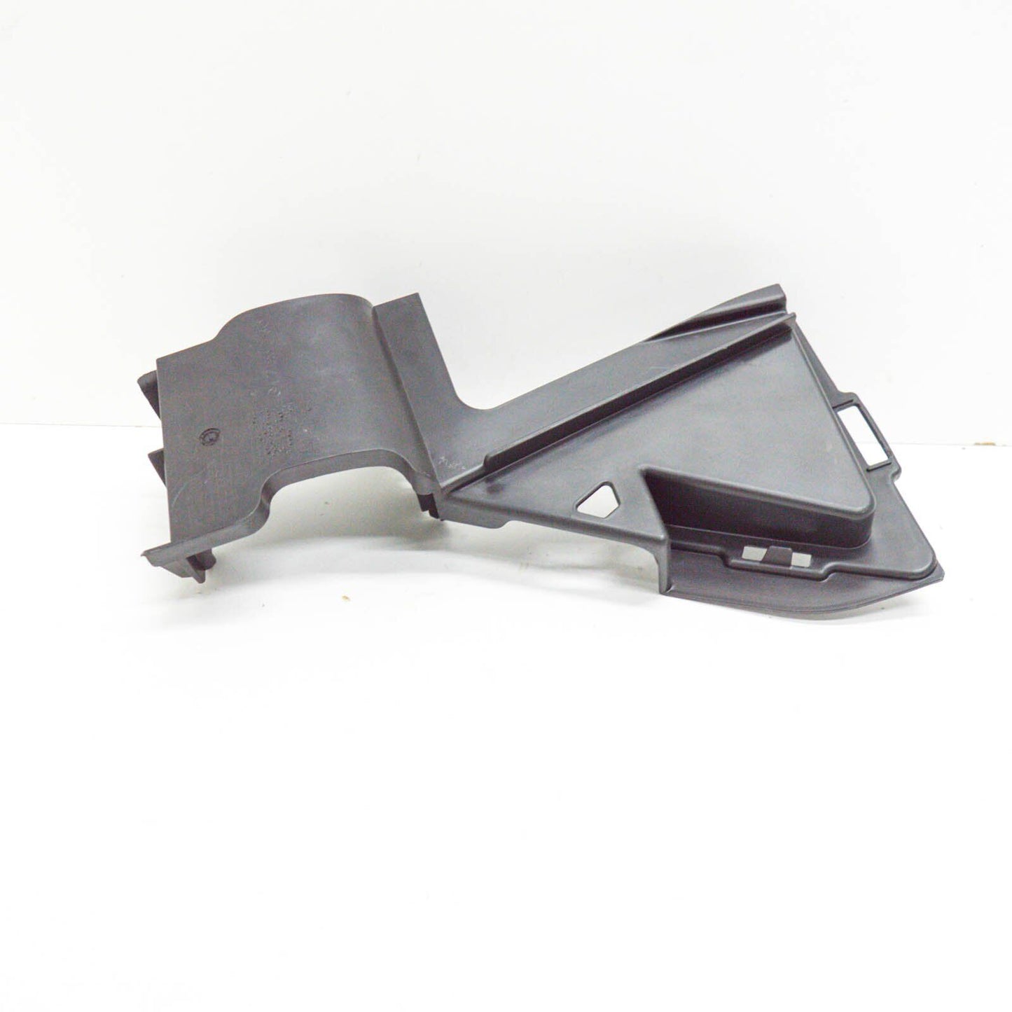 NEW MB C W204 AMG FRONT BUMPER LEFT SIDE BRACKET A2048851016 ORIGINAL