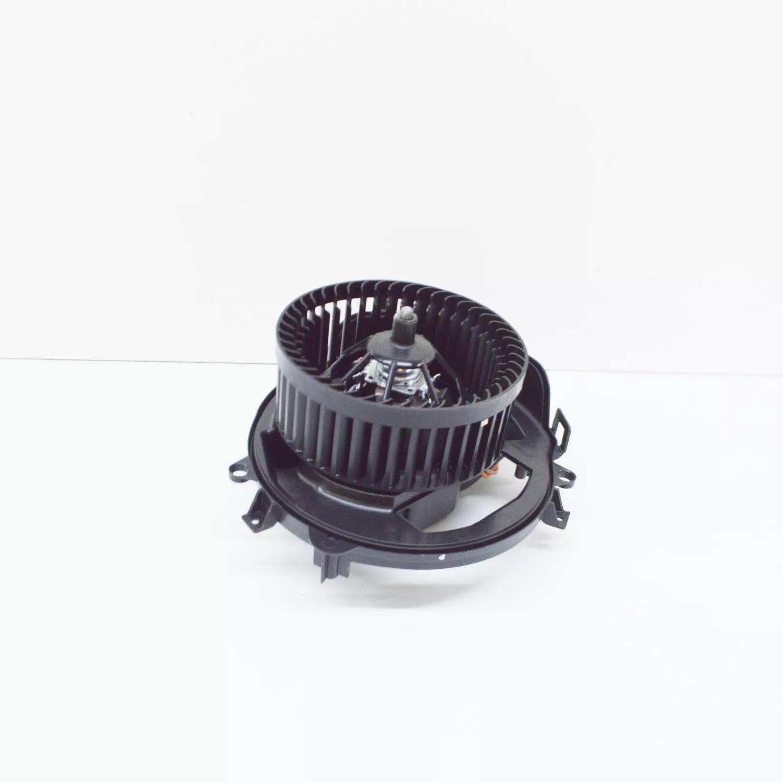 NEW AUDI A3 8PA HEATER BLOWER FAN MOTOR 5Q2819021C ORIGINAL
