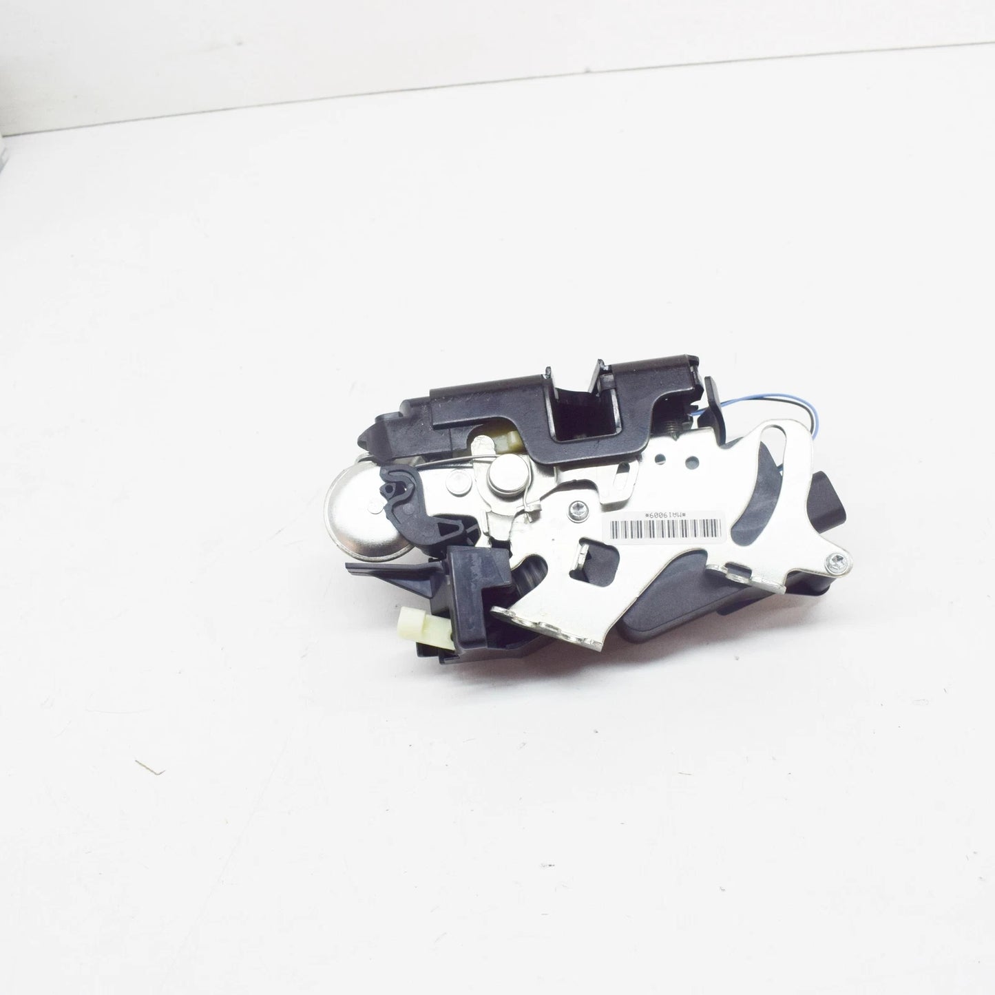 NEW MERCEDES-BENZ VITO W639 FRONT RIGHT DOOR LOCK RHD A6397200800 ORIGINAL