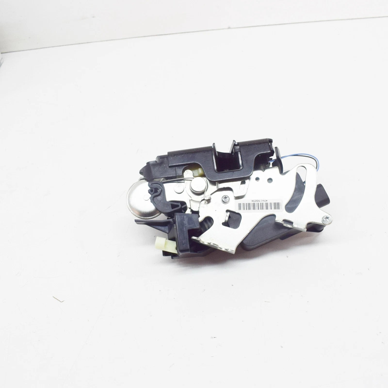 NEW MERCEDES-BENZ VITO W639 FRONT RIGHT DOOR LOCK RHD A6397200800 ORIGINAL