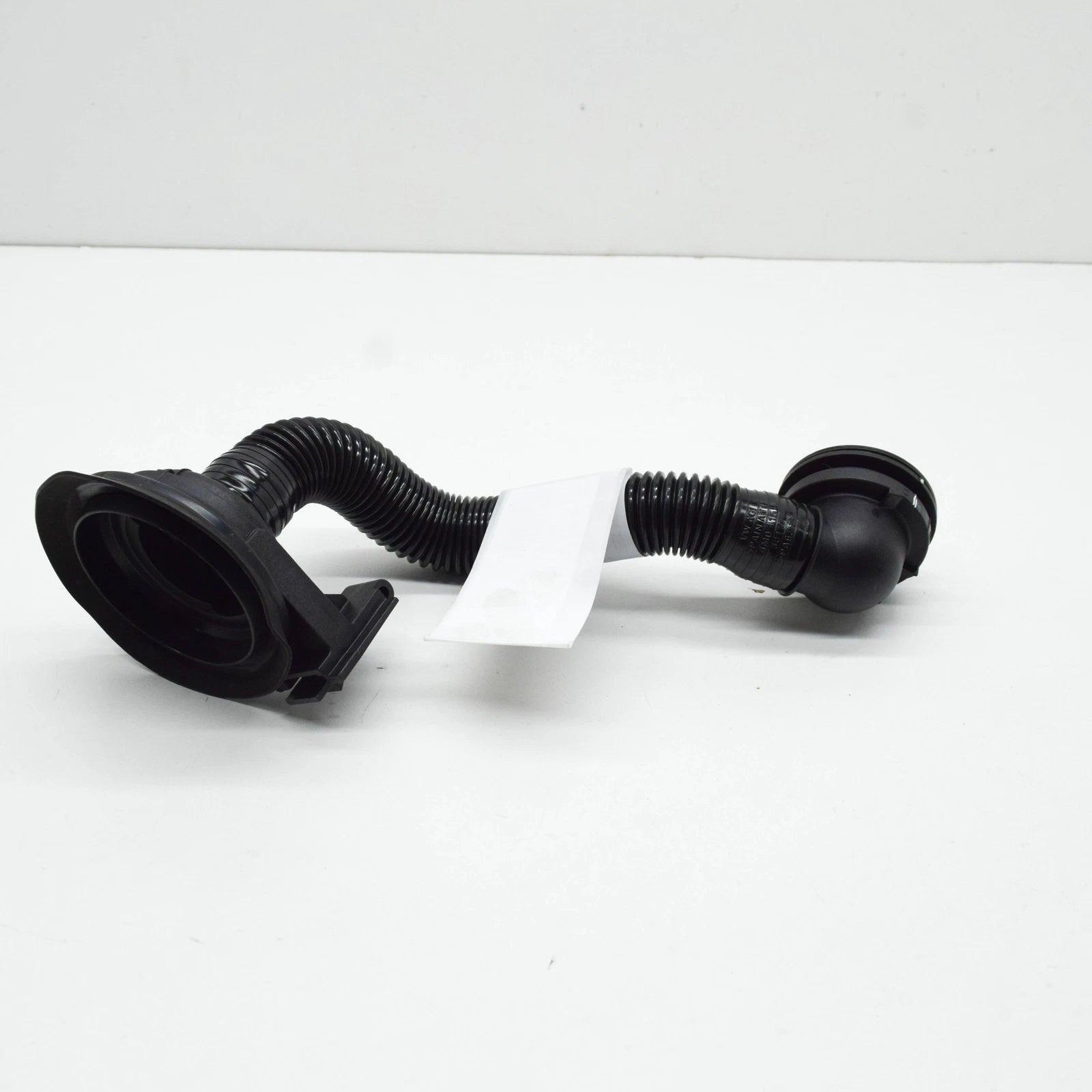 NEW VOLKSWAGEN TOUAREG CR7 OIL FILLER PIPE 4M0115301Q