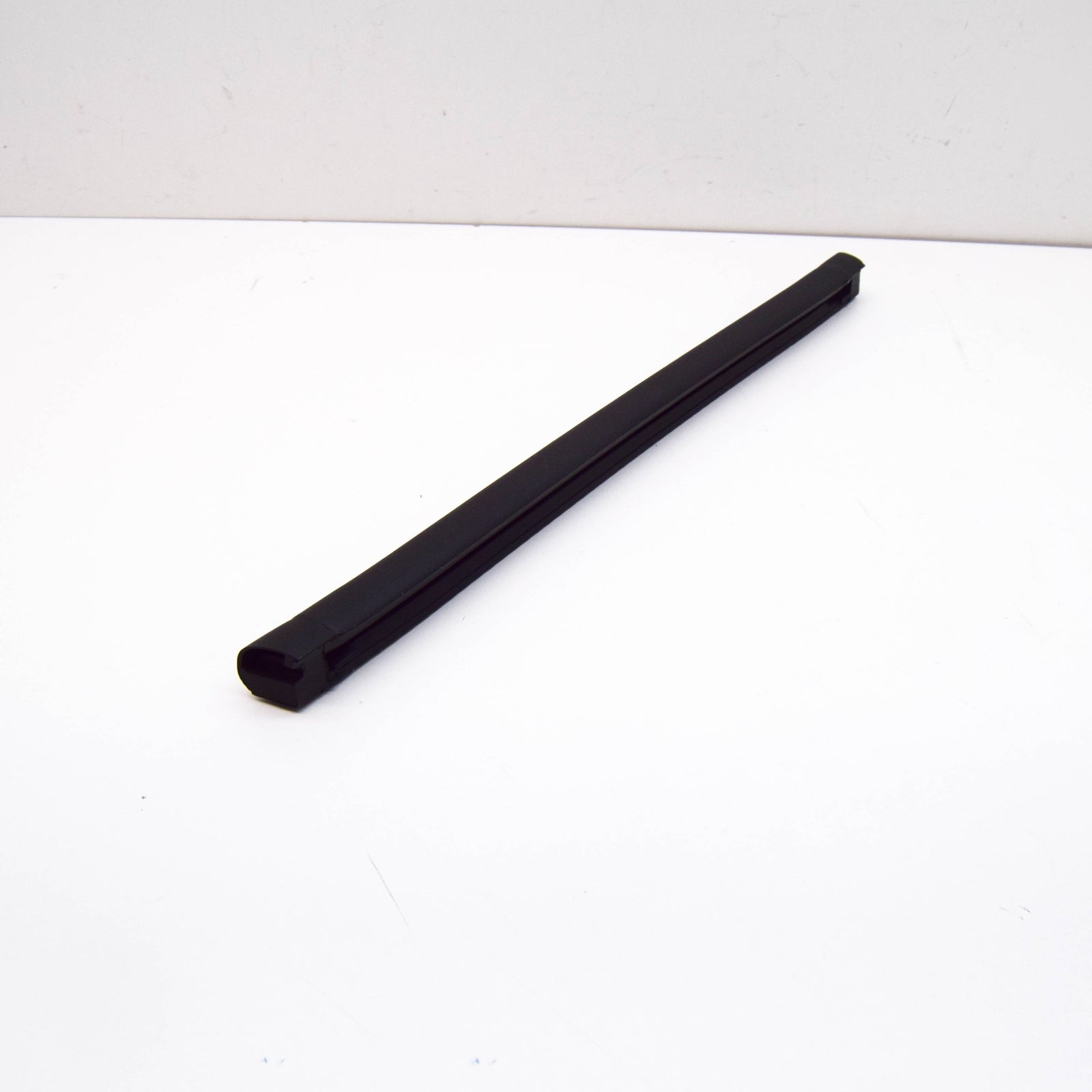 new mercedes-benz slk r172 left folding roof sealing a1727901598 original