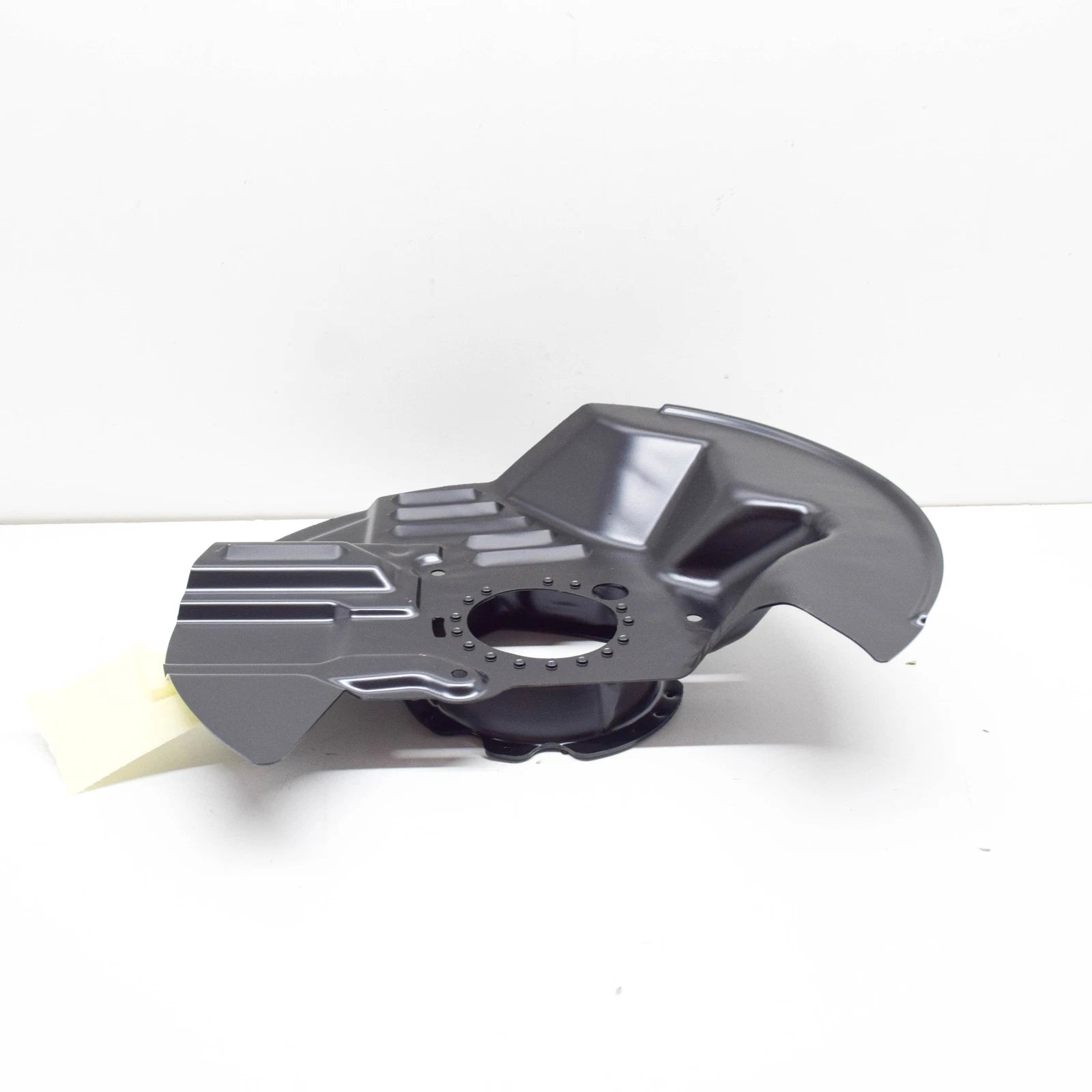 NEW BMW Z4 E85 FRONT RIGHT WHEEL BRAKE DISC PROTECTION PLATE 34117833110