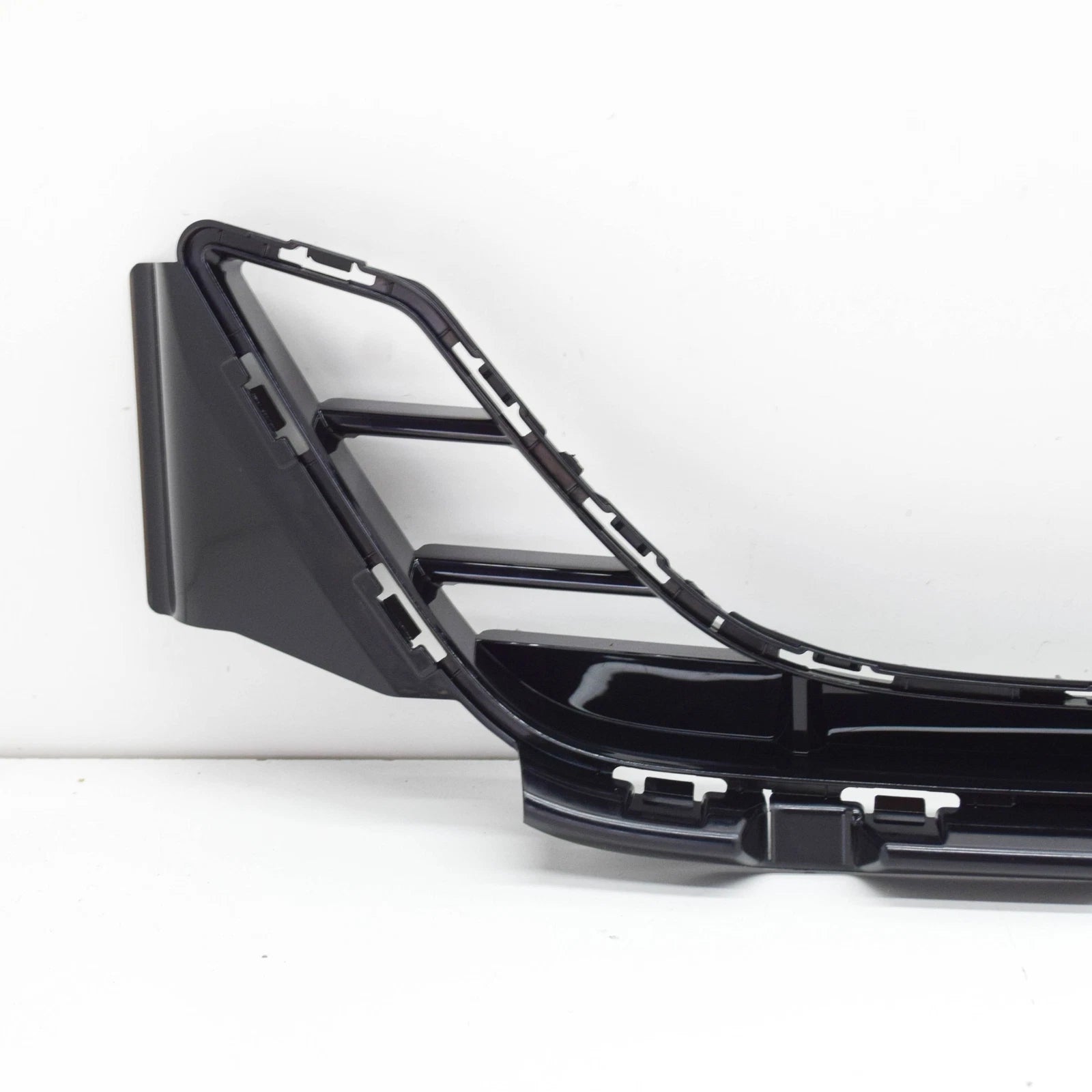 NEW BMW 4 COUPE G22 FRONT BUMPER LOWER GRILLE 8077358 51118077358 ORIGINAL