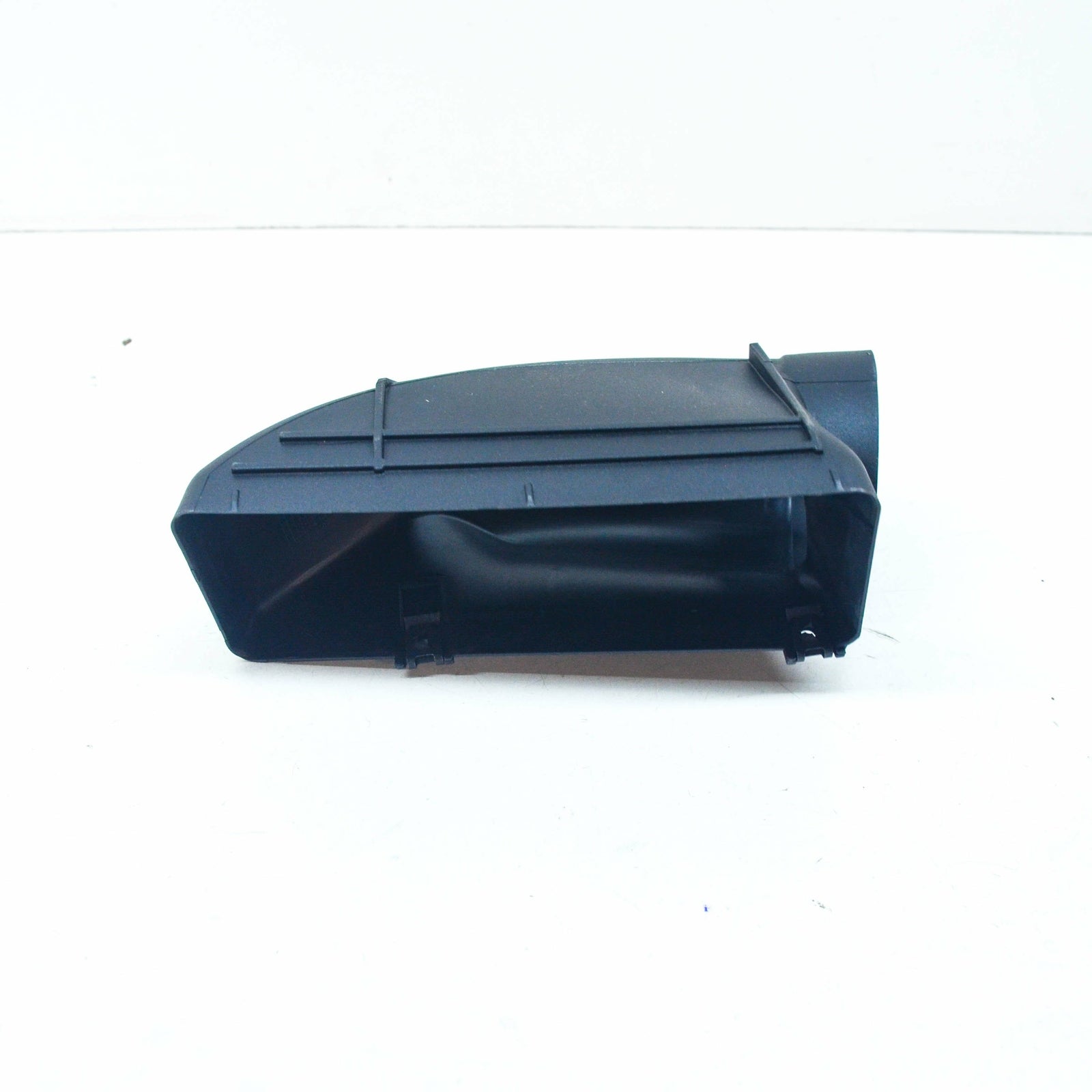 NEW AUDI Q3 8U INTAKE AIR DUCT 8U0805962D ORIGINAL