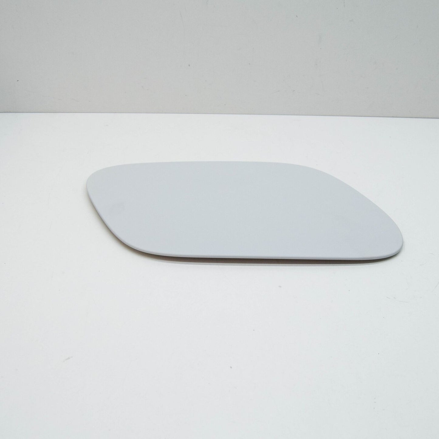 NEW VW ID.4 E21 DRIVE MOTOR BATTERY PACK CHARGING PORT CAP 11A809909GRU ORIGINAL