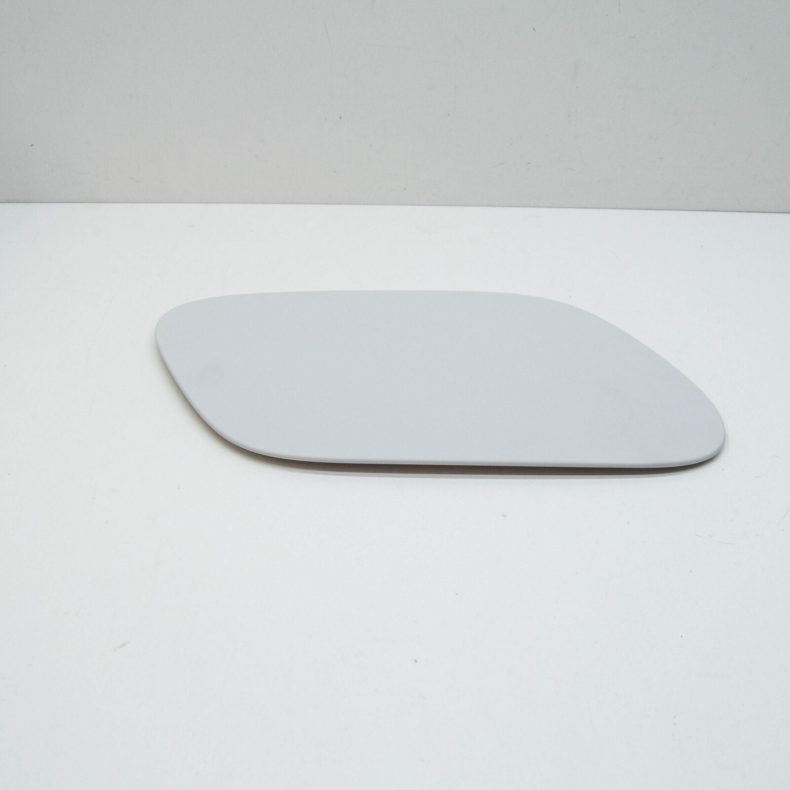 NEW VW ID.4 E21 DRIVE MOTOR BATTERY PACK CHARGING PORT CAP 11A809909GRU ORIGINAL