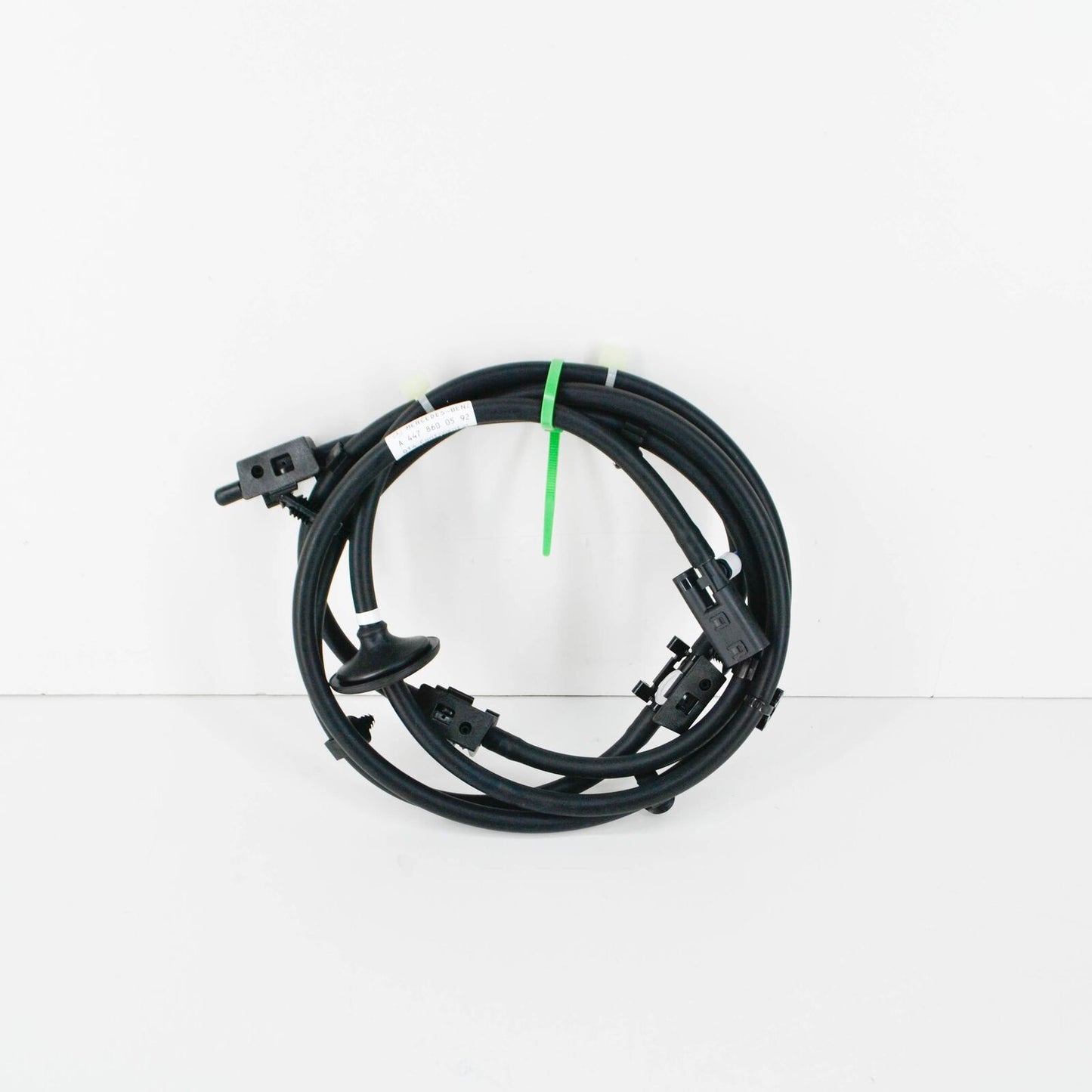 NEW MERCEDES-BENZ VITO W447 WINDSHIELD WIPER HOSE LINE A4478600592 ORIGINAL