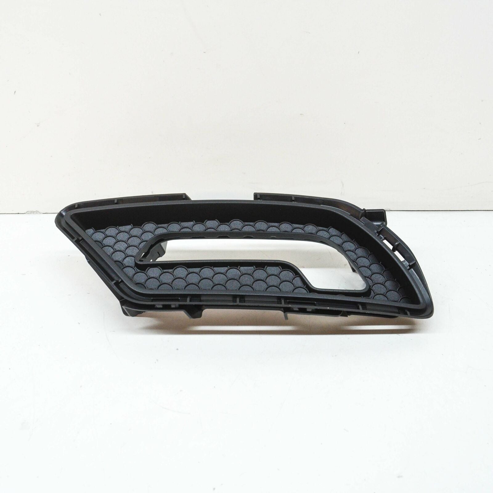 NEW MERCEDES-BENZ E C207 FRONT BUMPER LEFT GRILLE COVER A2078850353 ORIGINAL