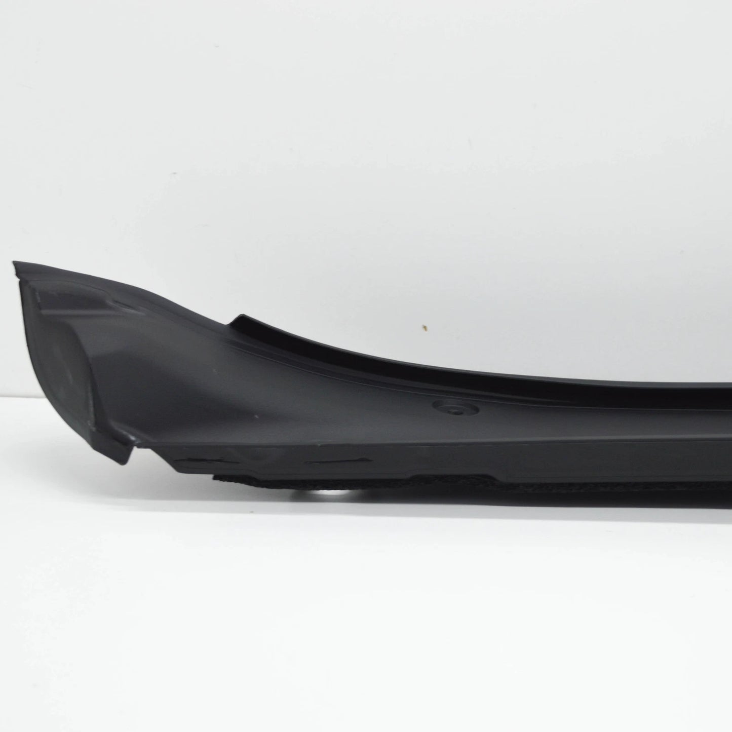 NEW BMW 7 G11 FRONT BONNET HOOD LEFT SIDE SEALING 51767475289 ORIGINAL