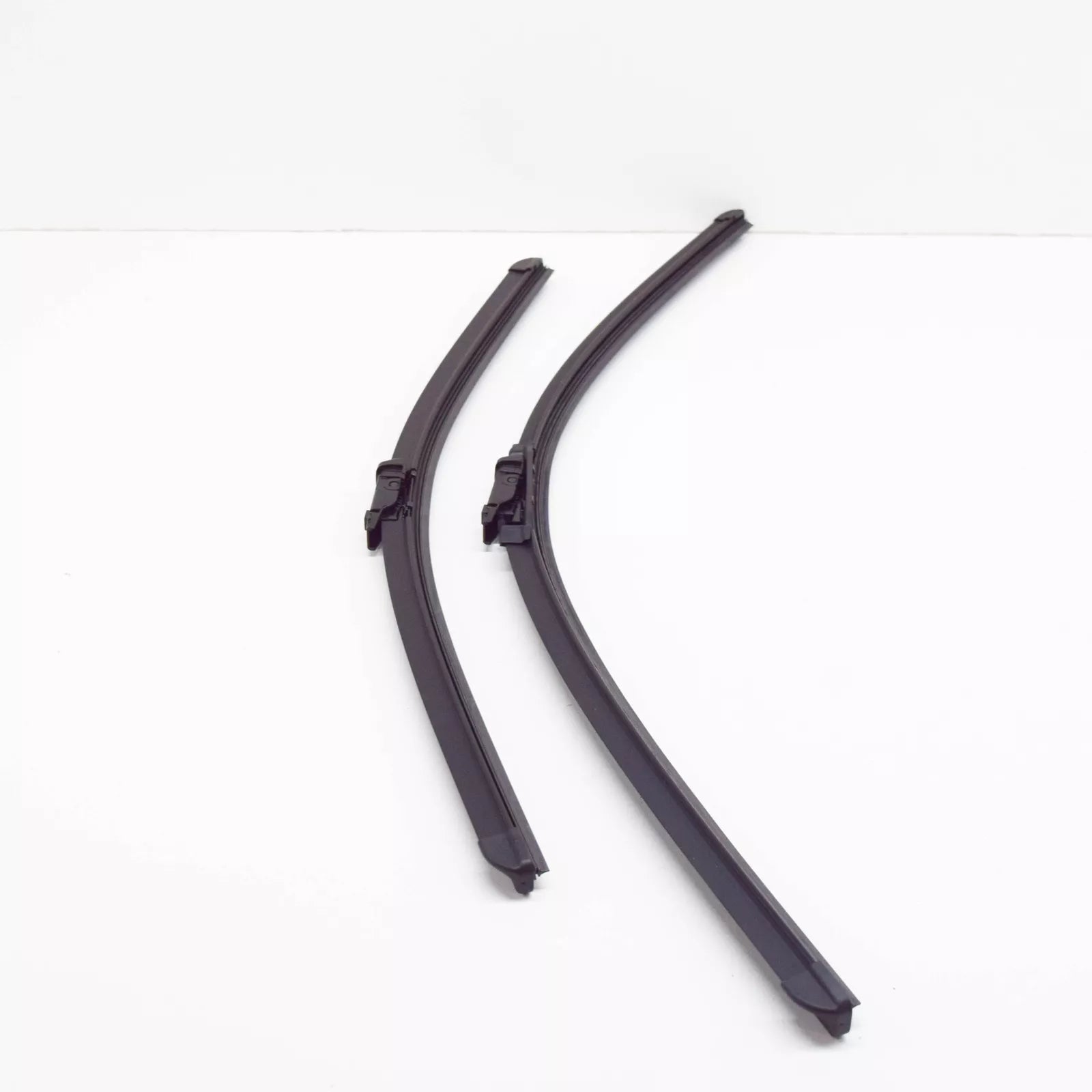 NEW AUDI A8 D4 FRONT WINDSCREEN WIPER BLADES AERO LHD 4H1998002B ORIGINAL