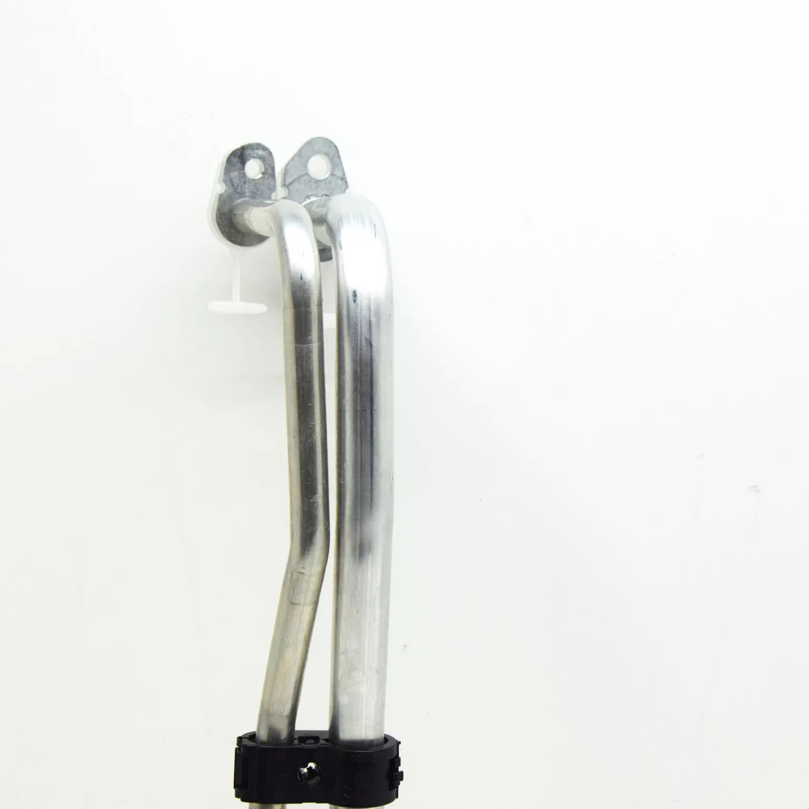 NEW MERCEDES-BENZ SPRINTER W907 REFRIGERANT LINE A9078307200 ORIGINAL