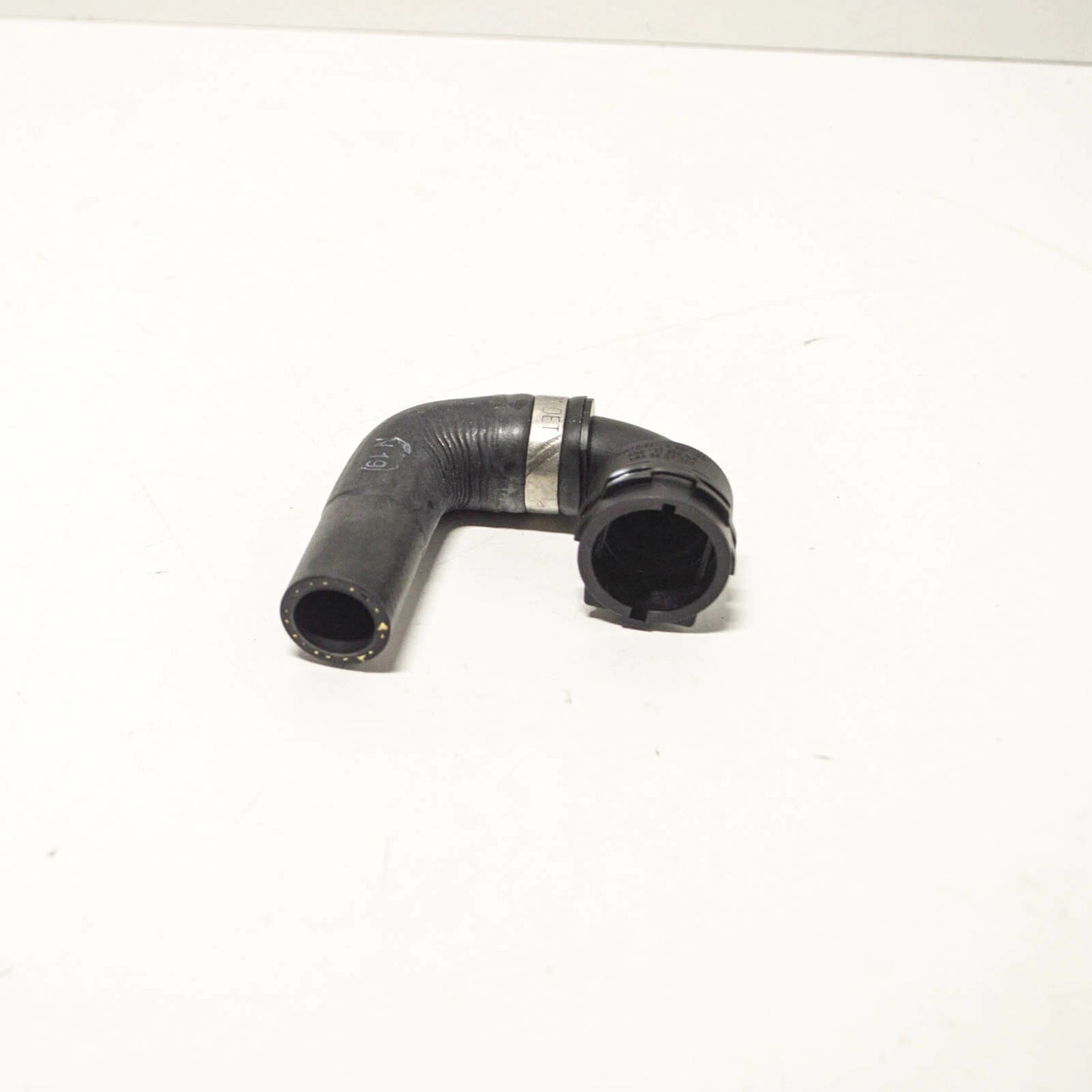NEW AUDI Q5 8R COOLANT WATER PIPE HOSE 8R0122109A ORIGINAL