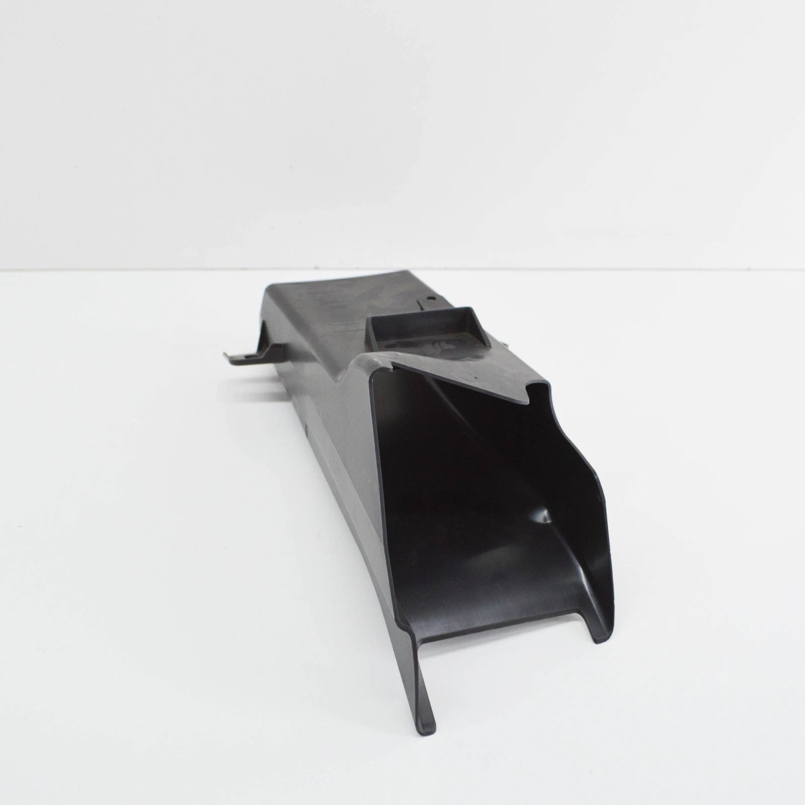 NEW BMW 5 GT F07 LEFT BRAKE AIR DUCT M SPORT 51748049675 8049675 2015 ORIGINAL