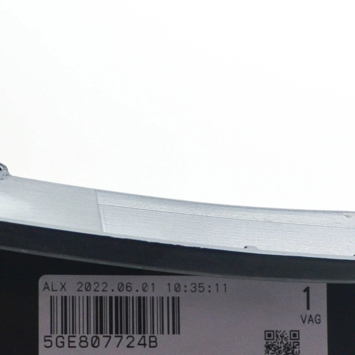 NEW VOLKSWAGEN GOLF MK7 5G FRONT RIGHT BUMPER BRACKET 5GE807724B