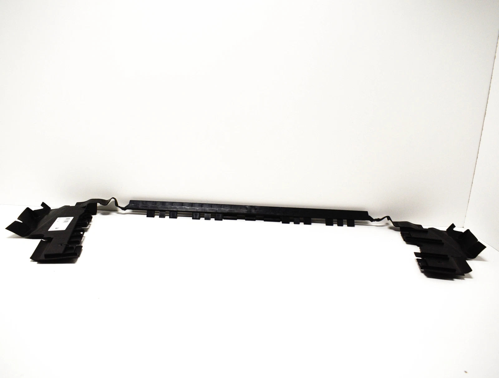 NEW MERCEDES-BENZ E-CLASS COUPE C207 AIR BAFFLE A2075050530 ORIGINAL