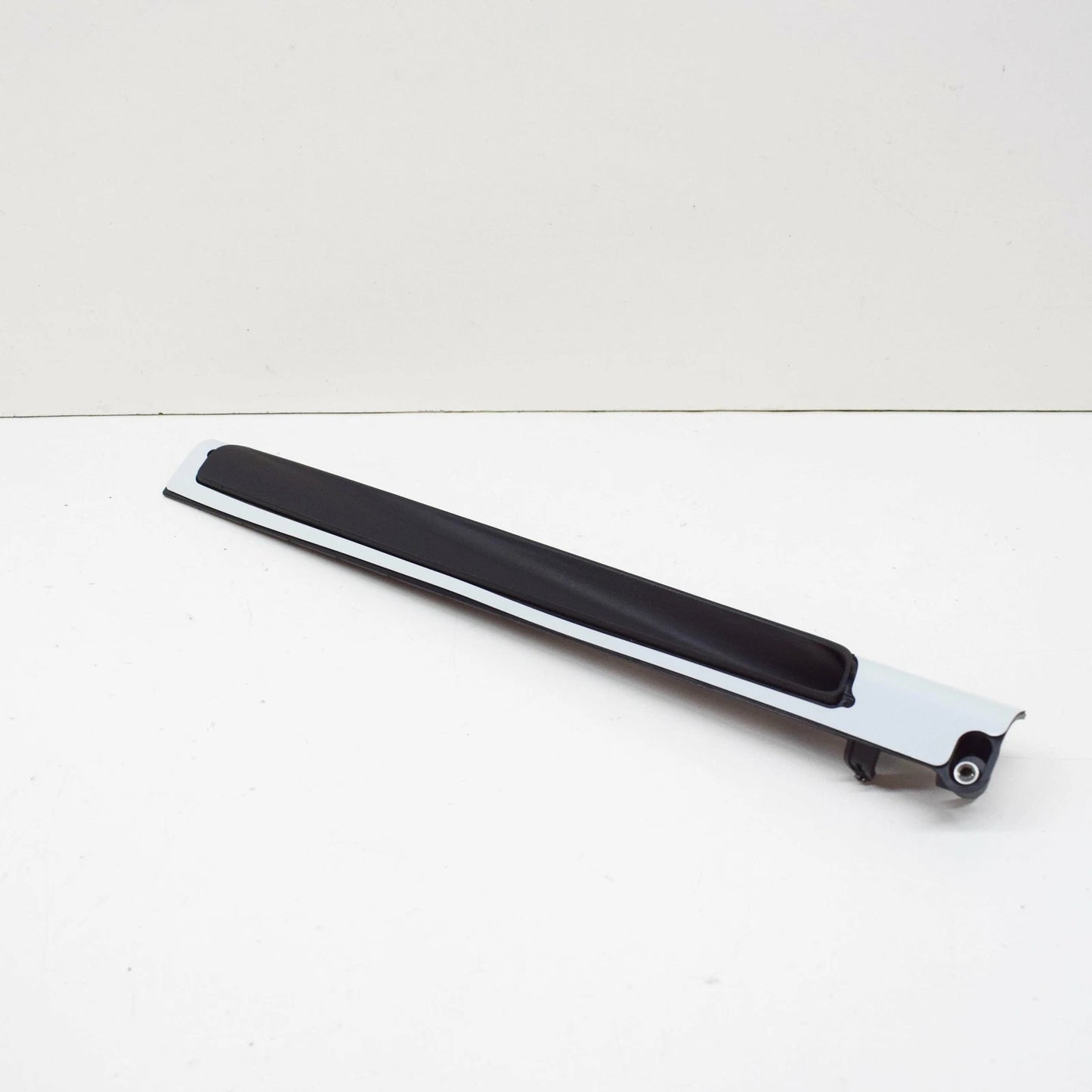 NEW BMW 7 G11 G12 RIGHT ROCKER PANEL MODULE BRACKET 63148062938 ORIGINAL