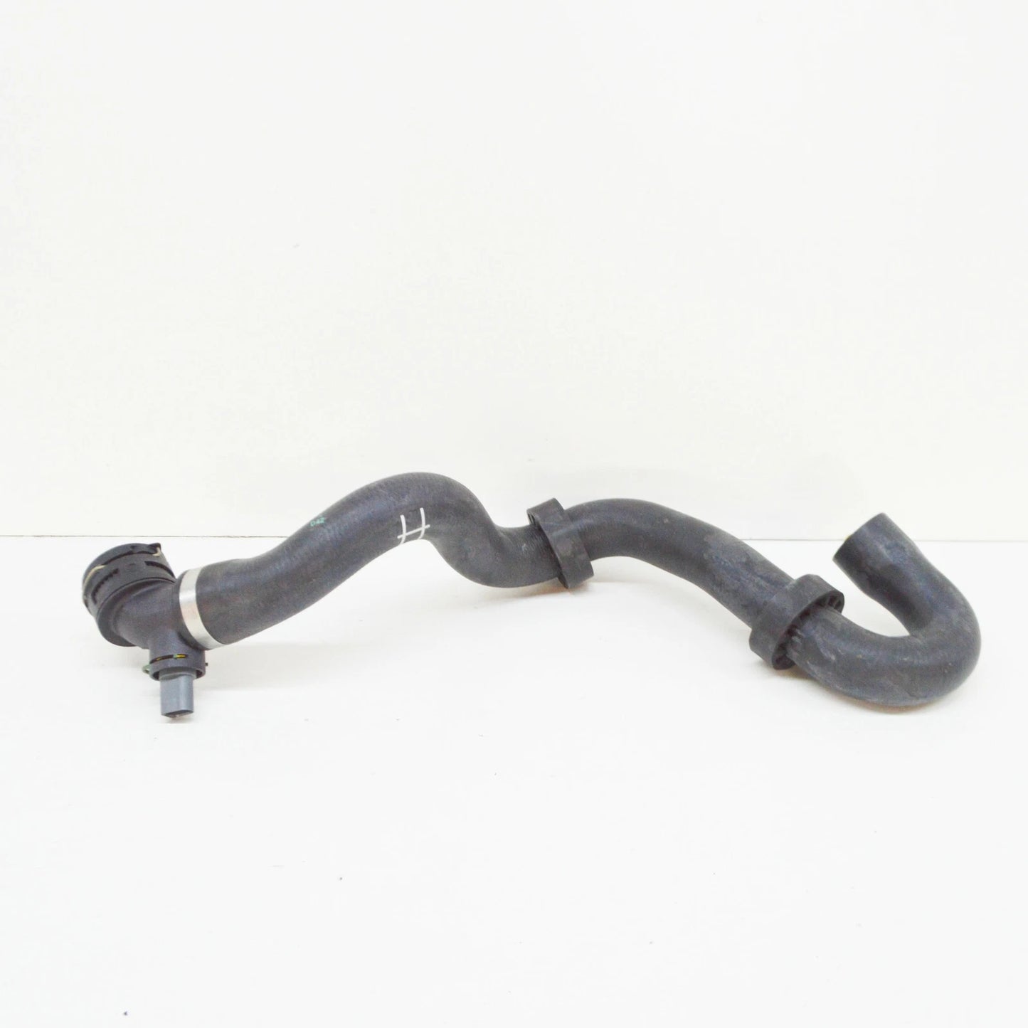 NEW AUDI Q7 4L UPPER RADIATOR HOSE 7L6122051AA