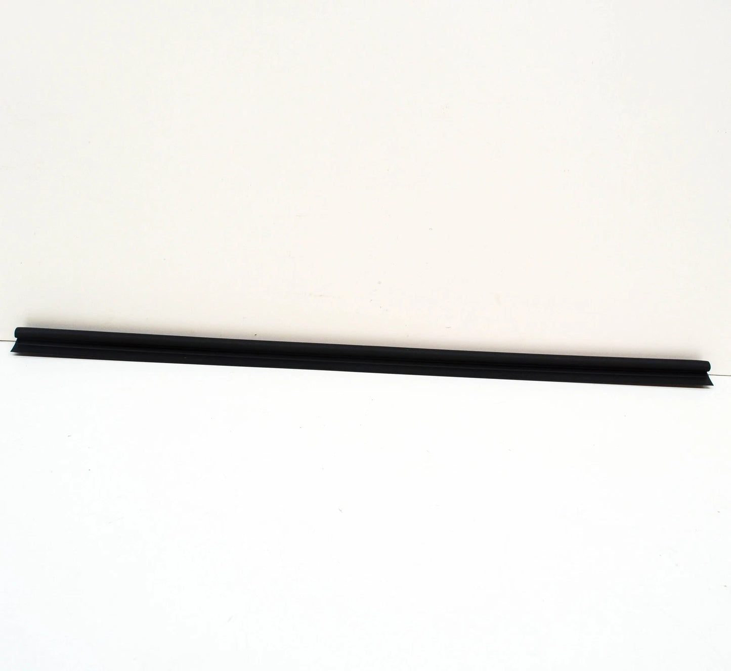 NEW BMW 2 F45 RADIATOR UPPER SEAL BRACKET 17118600126 8600126 2015 ORIGINAL