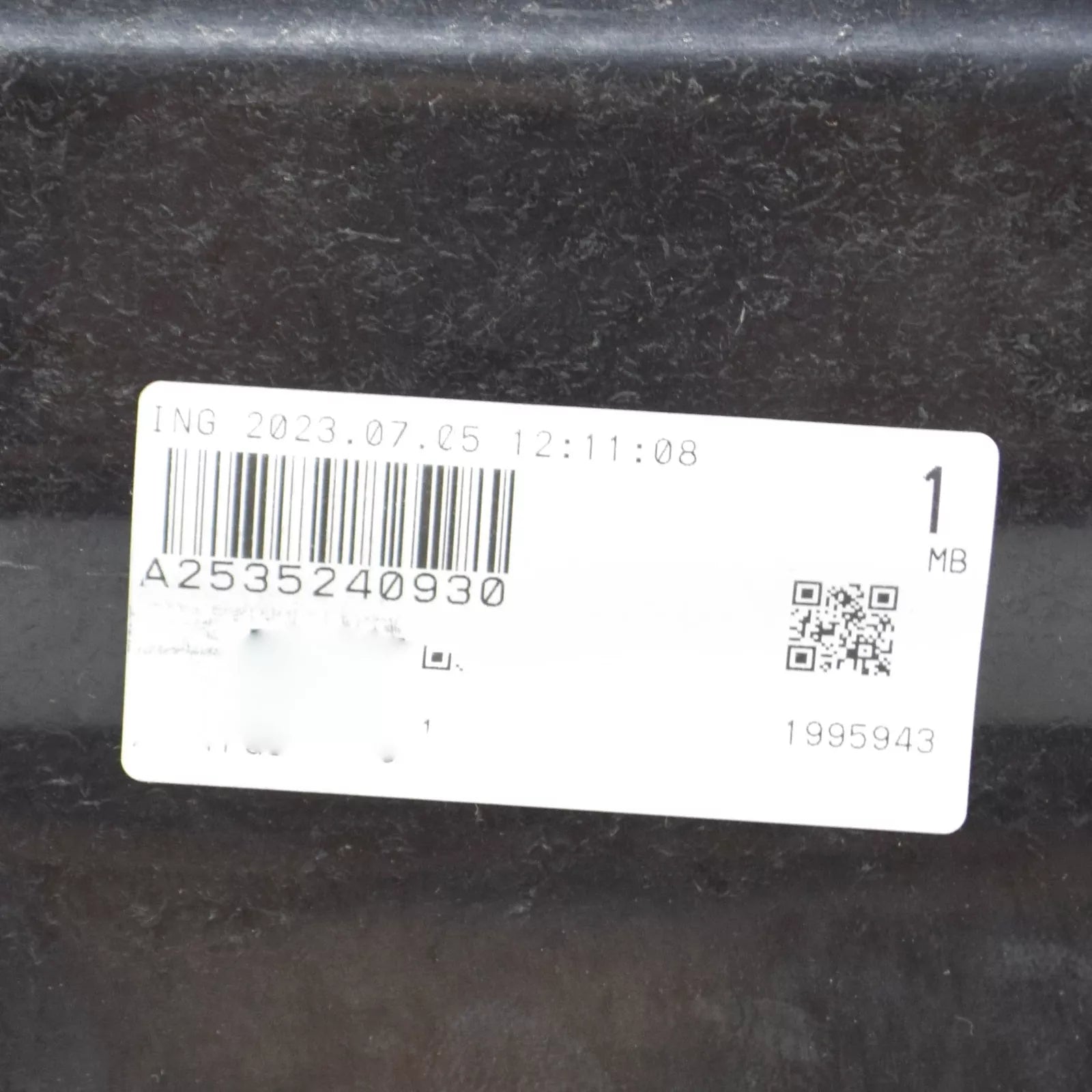 NEW MERCEDES-BENZ GLC X253 FRONT ENGINE LOWER COVER A253524093064 ORIGINAL