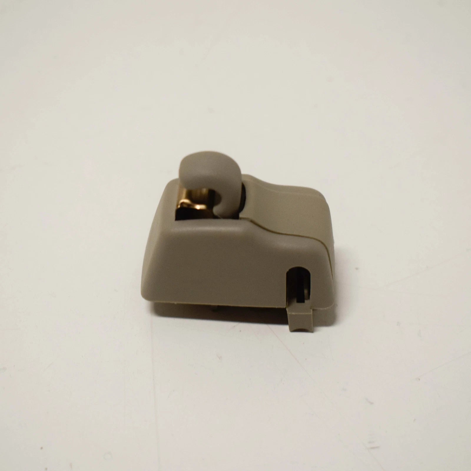 NEW AUDI Q7 4L LIGHT GREY RETAINER FOR SUN VISOR RIGHT SIDE 4L0859562J50