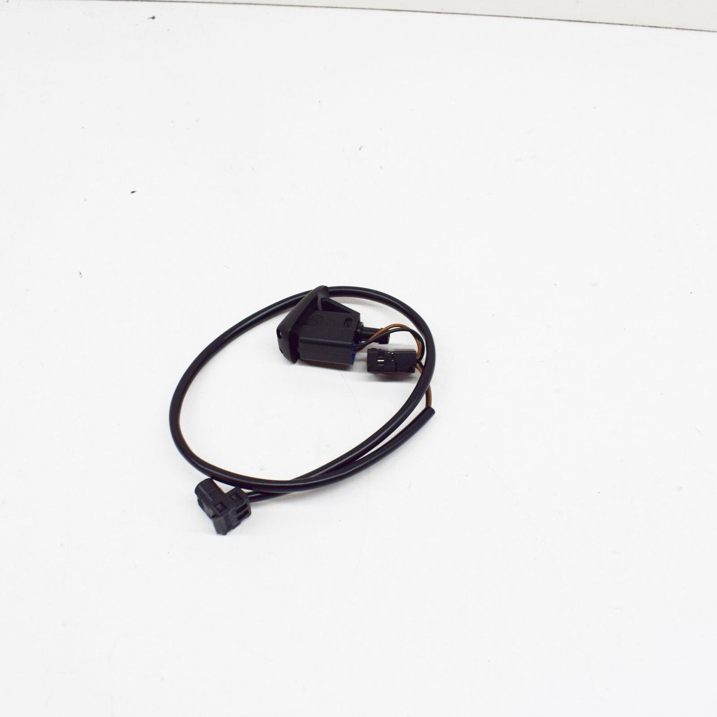 NEW MB SLK R170 RIGHT WINDSCREEN WASHER NOZZLE A1708601847 ORIGINAL