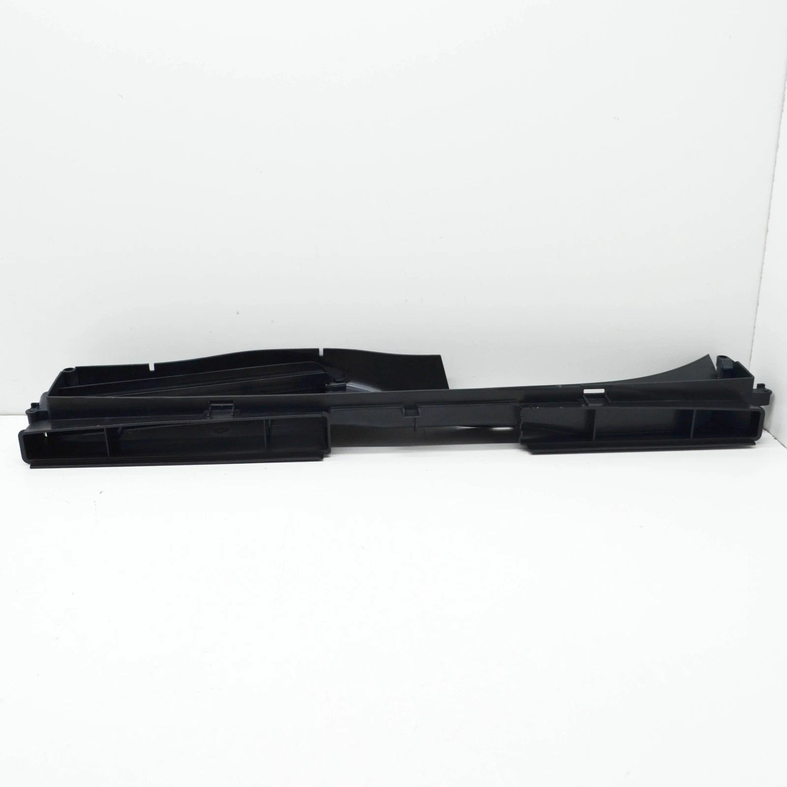 NEW VOLKSWAGEN TIGUAN AD AIR INTAKE TUBE HOSE 5QM129217