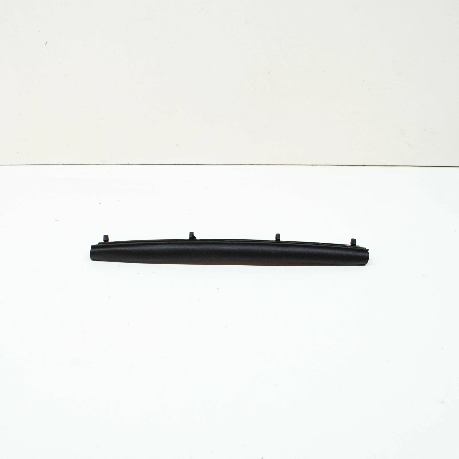 NEW AUDI Q2 GA FRONT BONNET HOOD LEFT IMPACT SEAL 81A823125 ORIGINAL