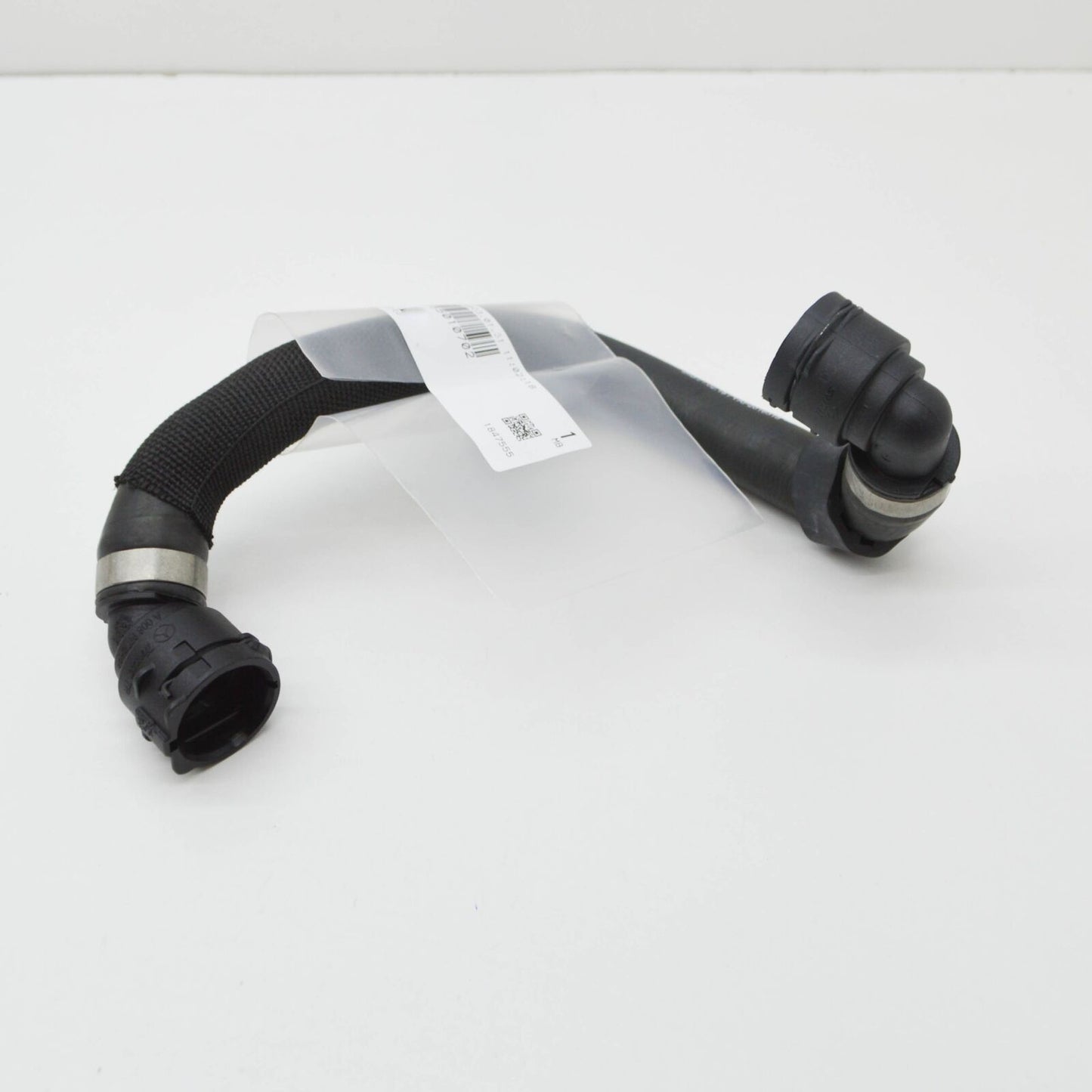 NEW MERCEDES-BENZ C C205 RIGHT SWITCHOVER VALVE COOLANT HOSE A2055010702