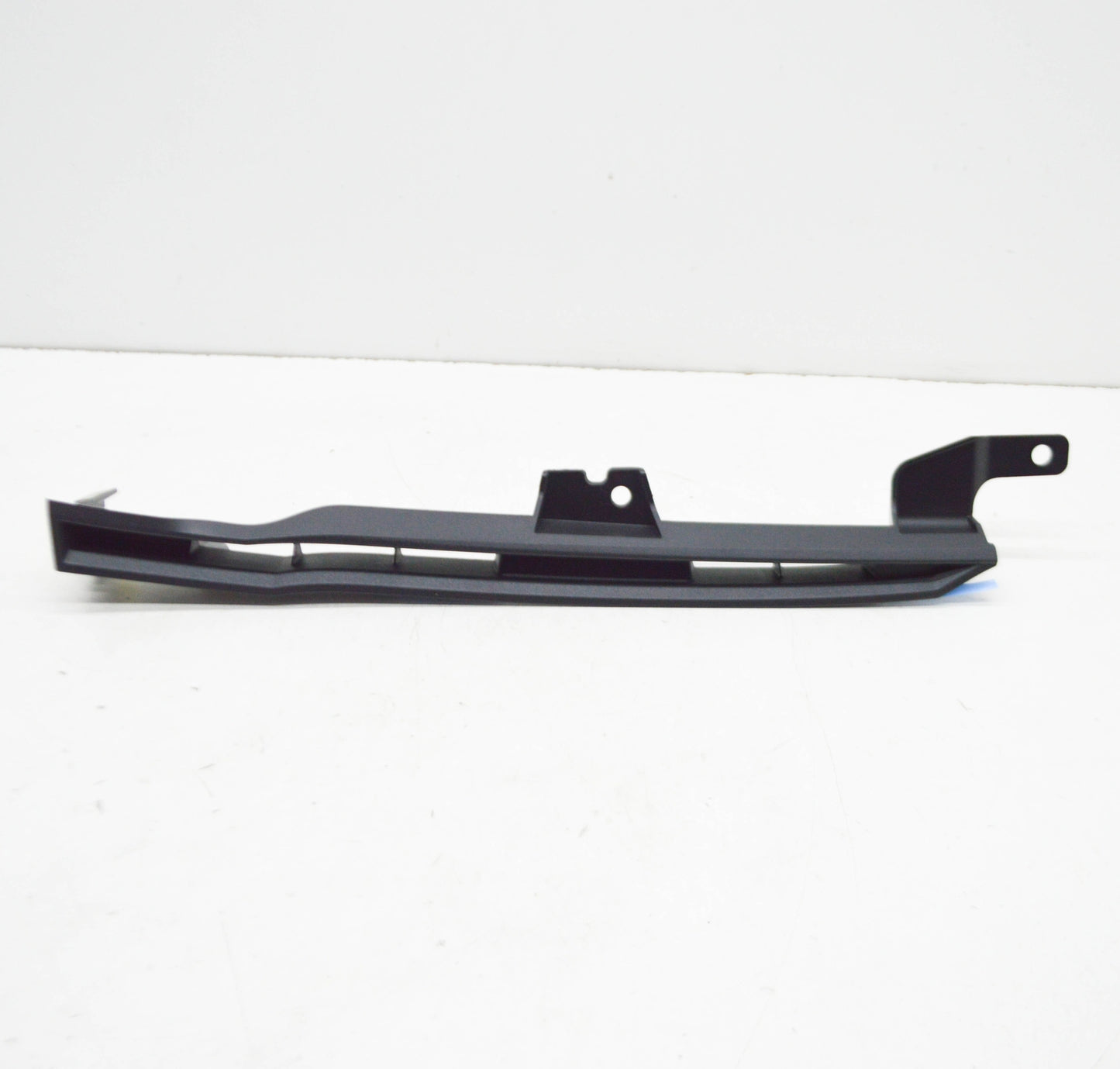 NEW AUDI A3 SPORTBACK 8Y FRONT RIGHT WING PLASTIC COVER 8Y0853242 ORIGINAL