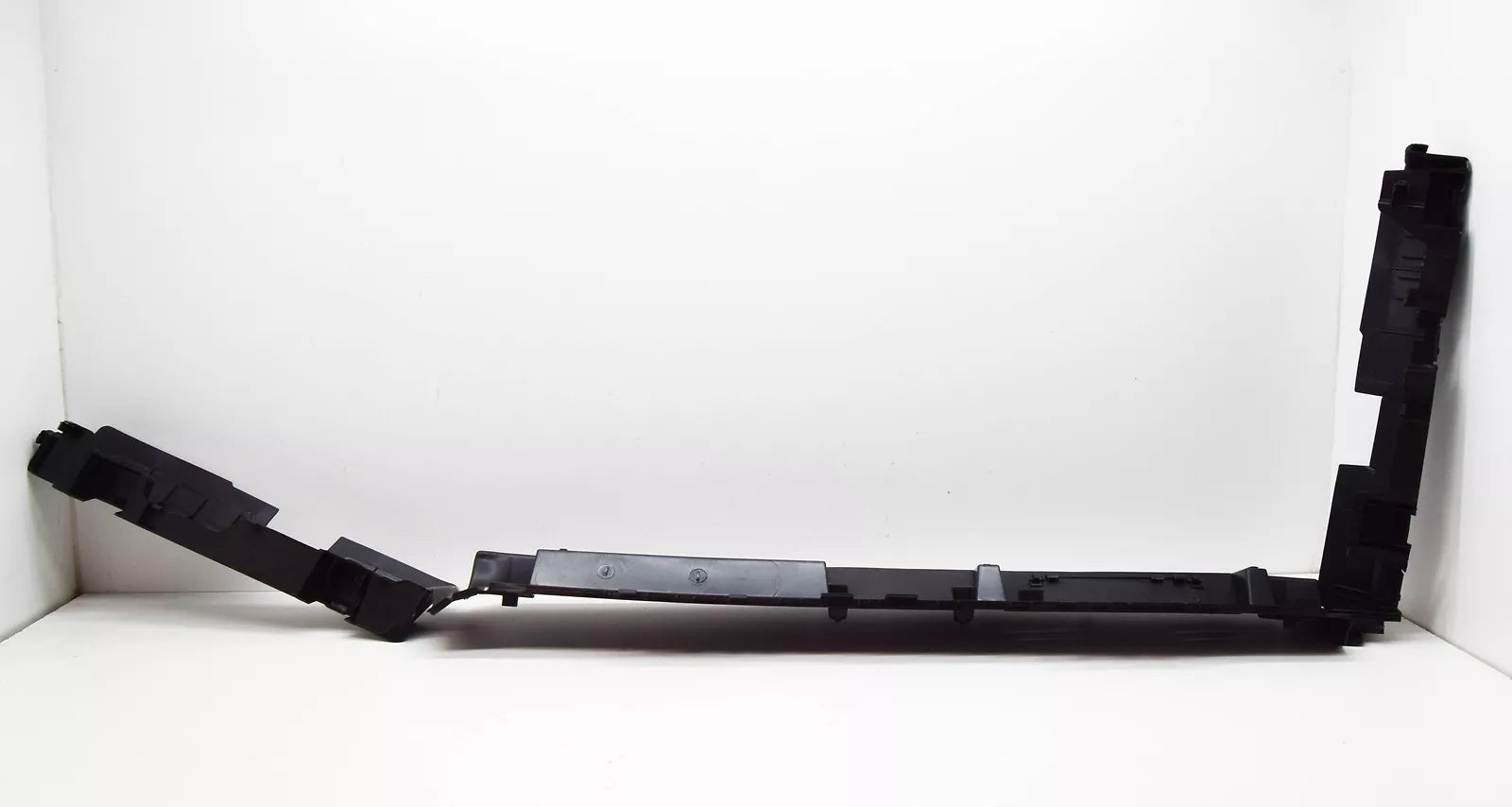 NEW MERCEDES-BENZ GLA H247 RADIATOR AIR DUCT SEGMENT A2475051100 ORIGINAL