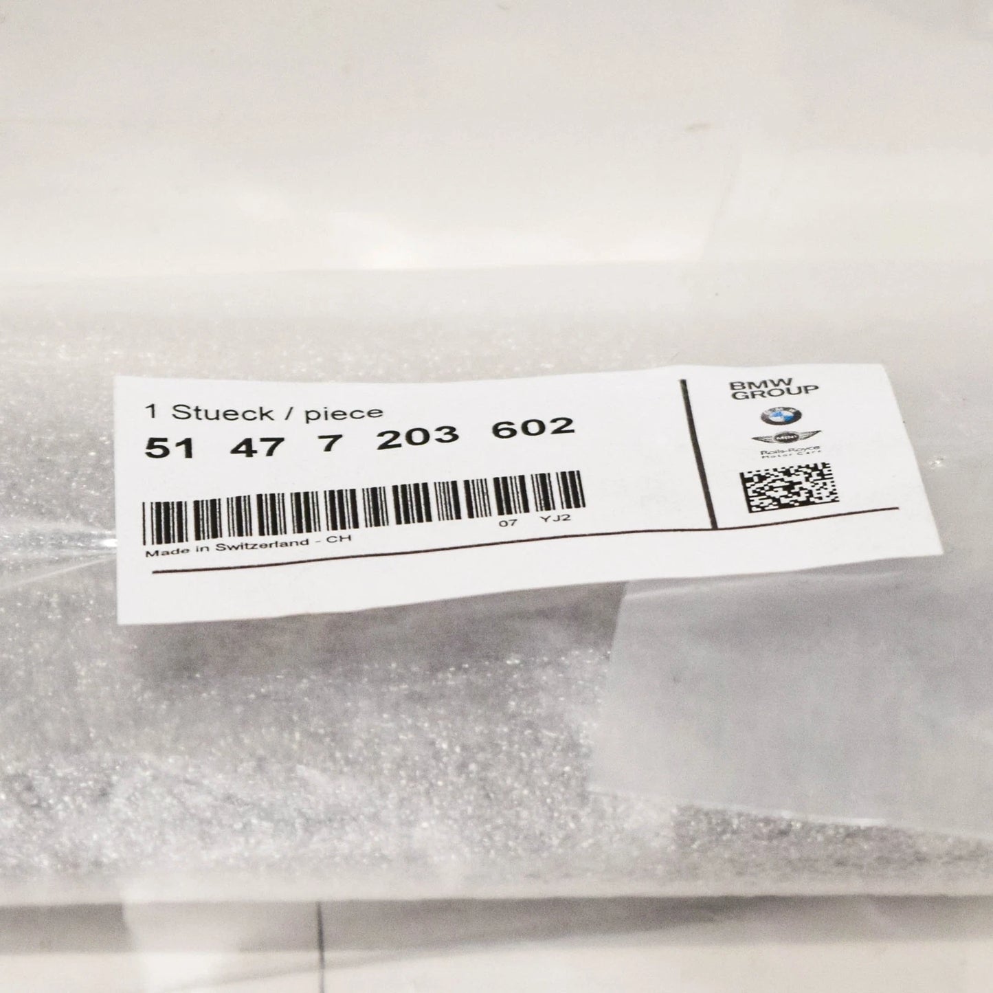 NEW BMW 5 F10 FRONT RIGHT DOOR SILL PLATE COVER 51477203602 7203602 ORIGINAL