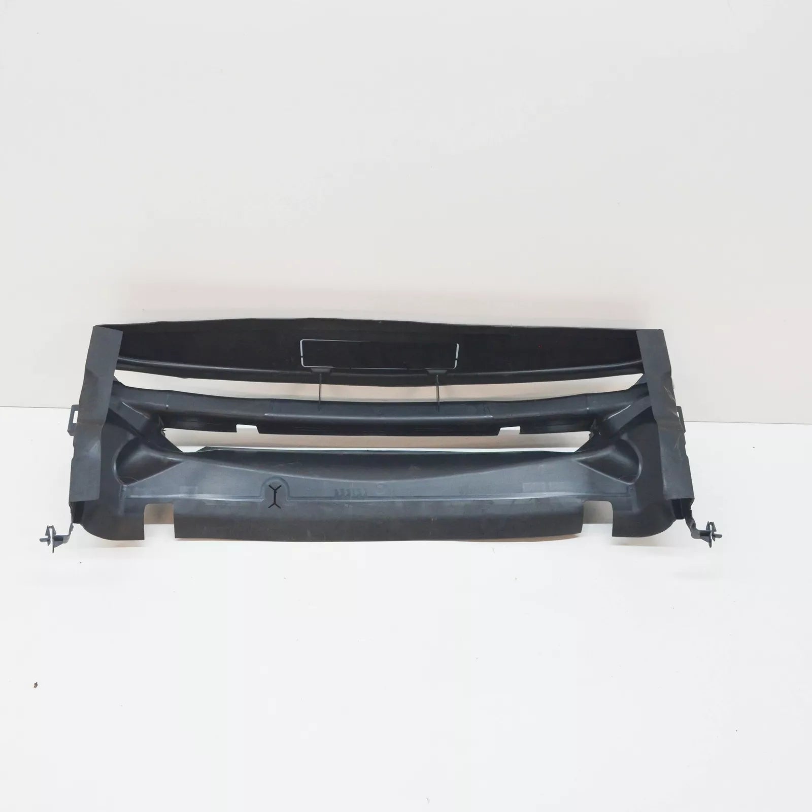 NEW BMW 2 F23 RADIATOR LOWER AIR DUCT 51747290604 7290604 2015 ORIGINAL