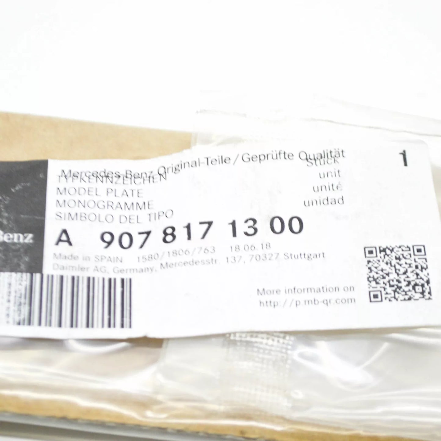 NEW MERCEDES-BENZ SPRINTER W907 REAR DOOR BADGE NAMEPLATE A9078171300 ORIGINAL