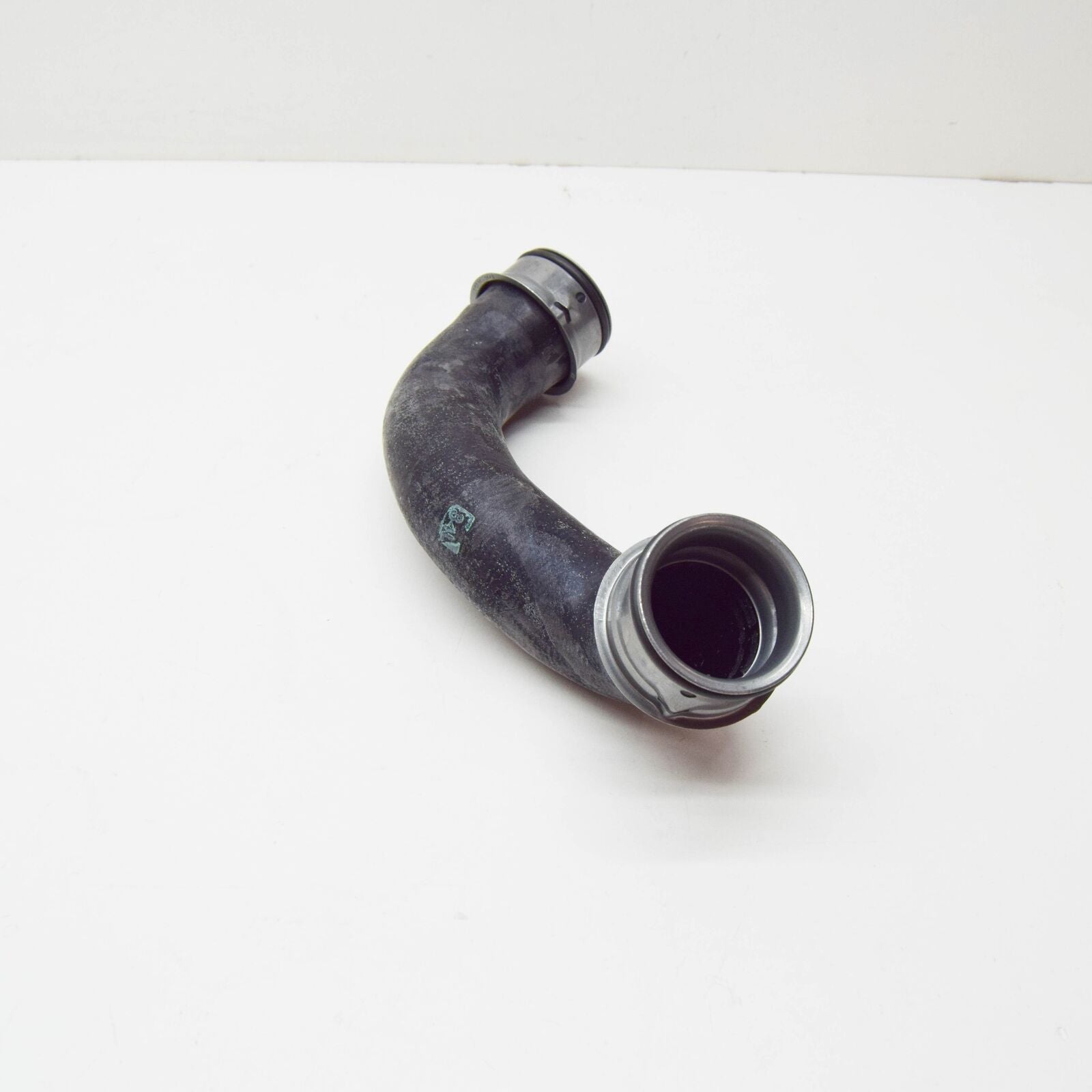 NEW MERCEDES-BENZ E S212 LEFT COOLER TO ENGINE COOLANT HOSE A2125012582 ORIGINAL