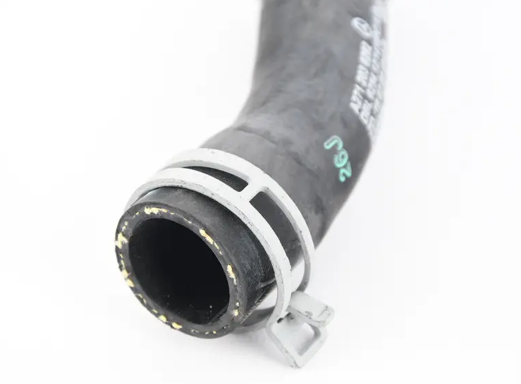 NEW MERCEDES-BENZ C W204 VALVE TO THERMOSTAT HOSE A2712030282 ORIGINAL