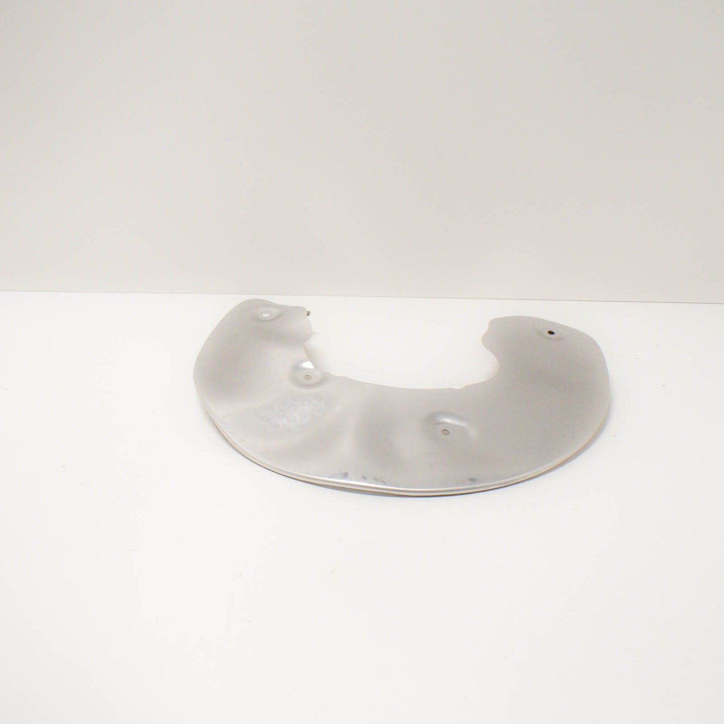 NEW AUDI A4 B8 FRONT LEFT BRAKE DISC PROTECTION PLATE 8K0615311H ORIGINAL