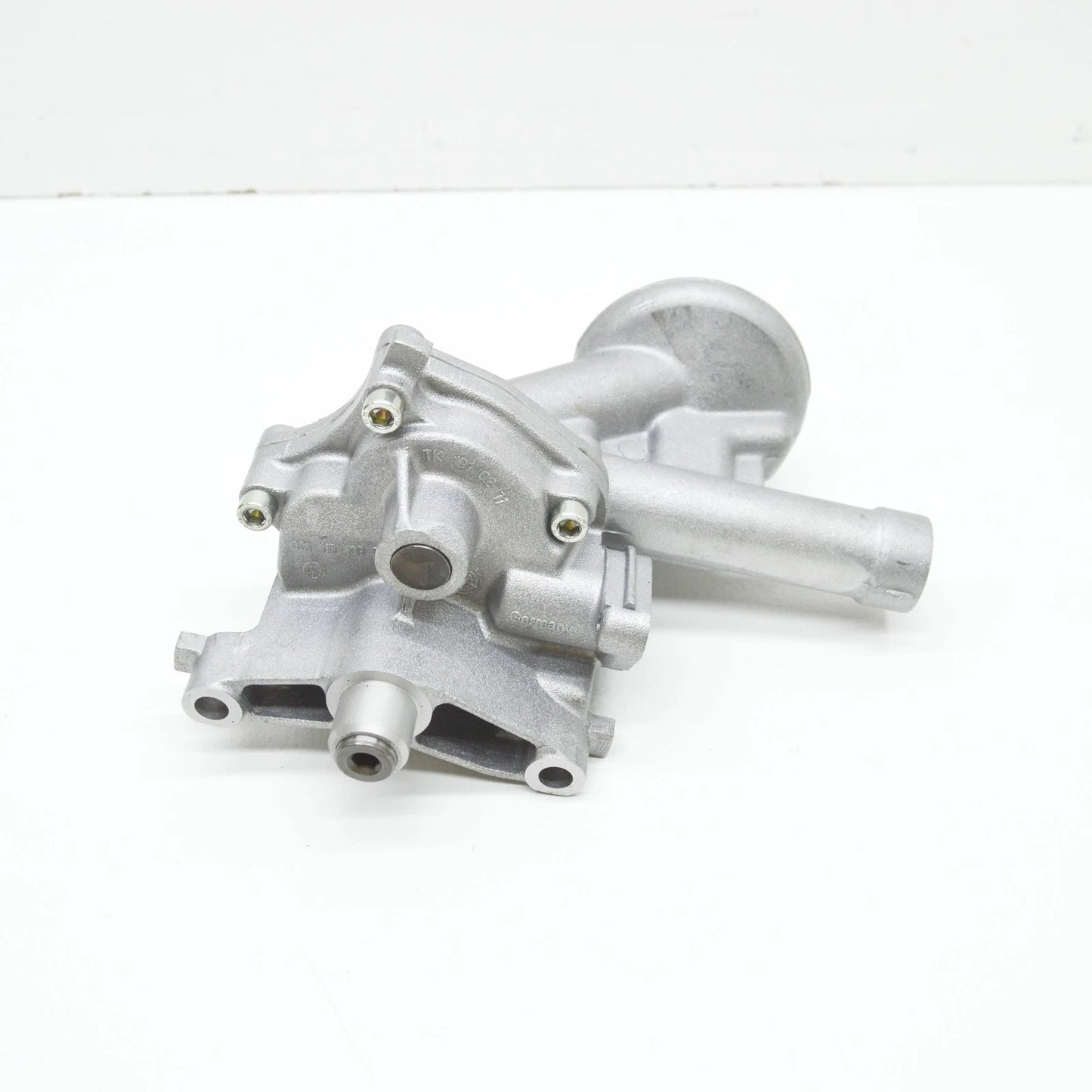 NEW AUDI TT 8N OIL PUMP 021115105B ORIGINAL