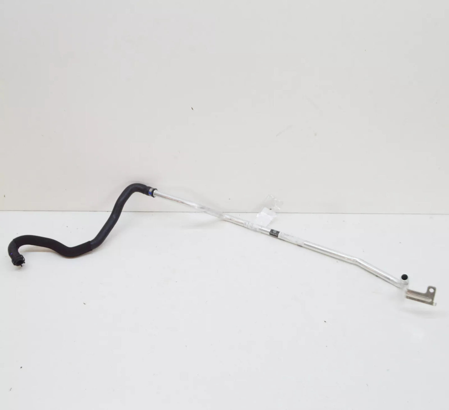 NEW MERCEDES-BENZ GLE W166 ENGINE COOLANT HOSE A1668307101 ORIGINAL