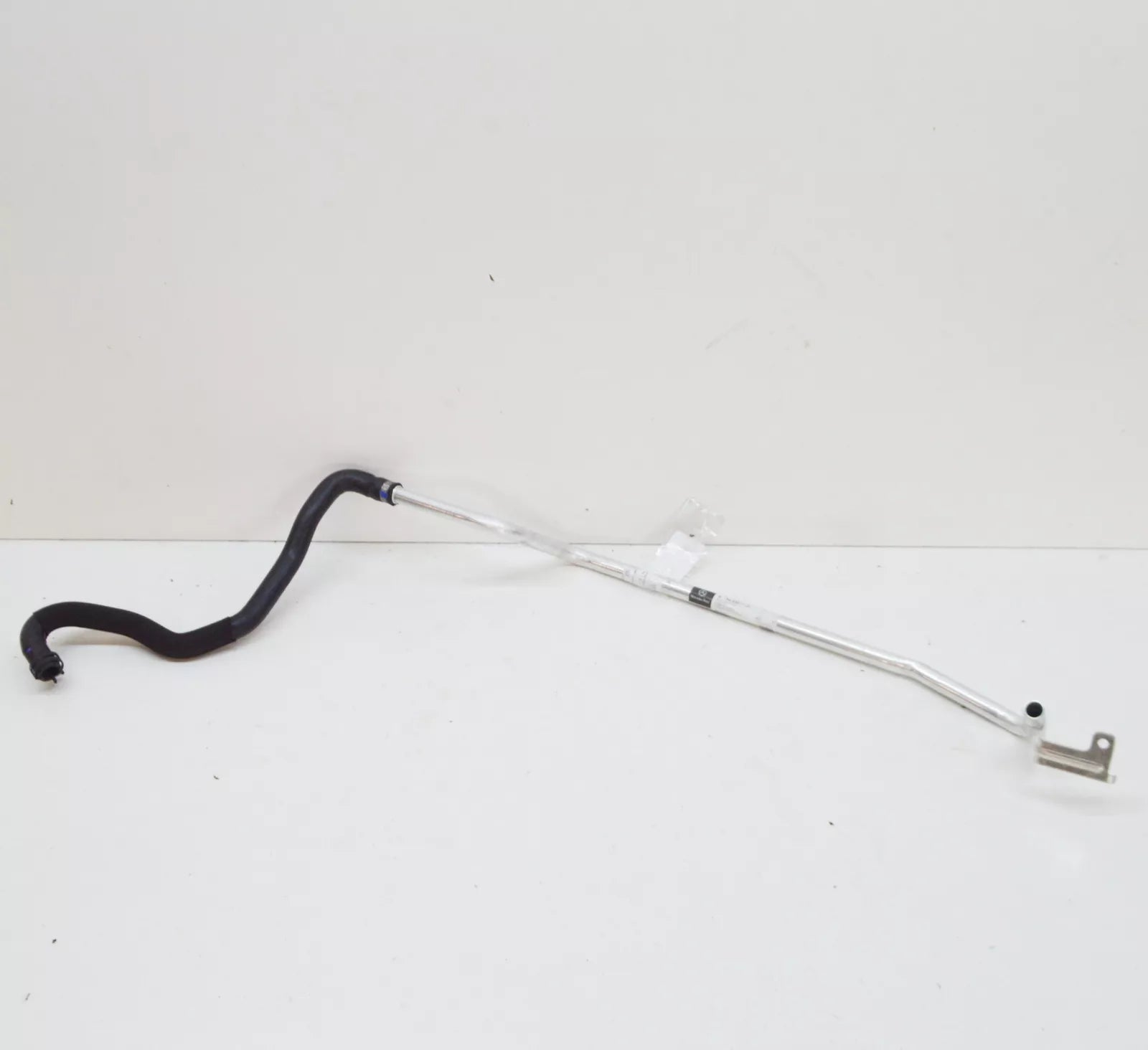 NEW MERCEDES-BENZ GLE W166 ENGINE COOLANT HOSE A1668307101 ORIGINAL