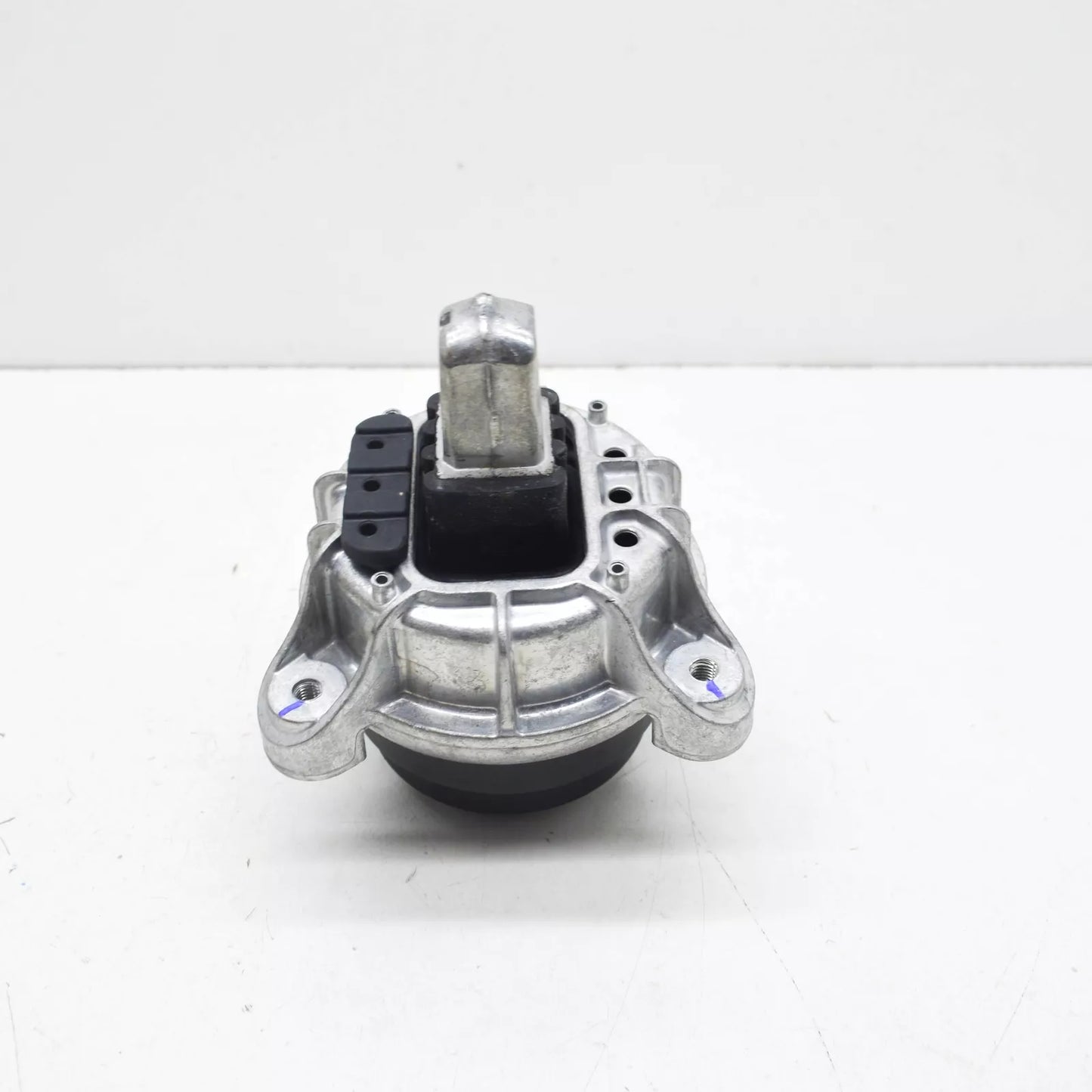 NEW BMW 5 F10 RIGHT ENGINE MOUNT 518D DIESEL 100KW 22117935142 7935142 ORIGINAL