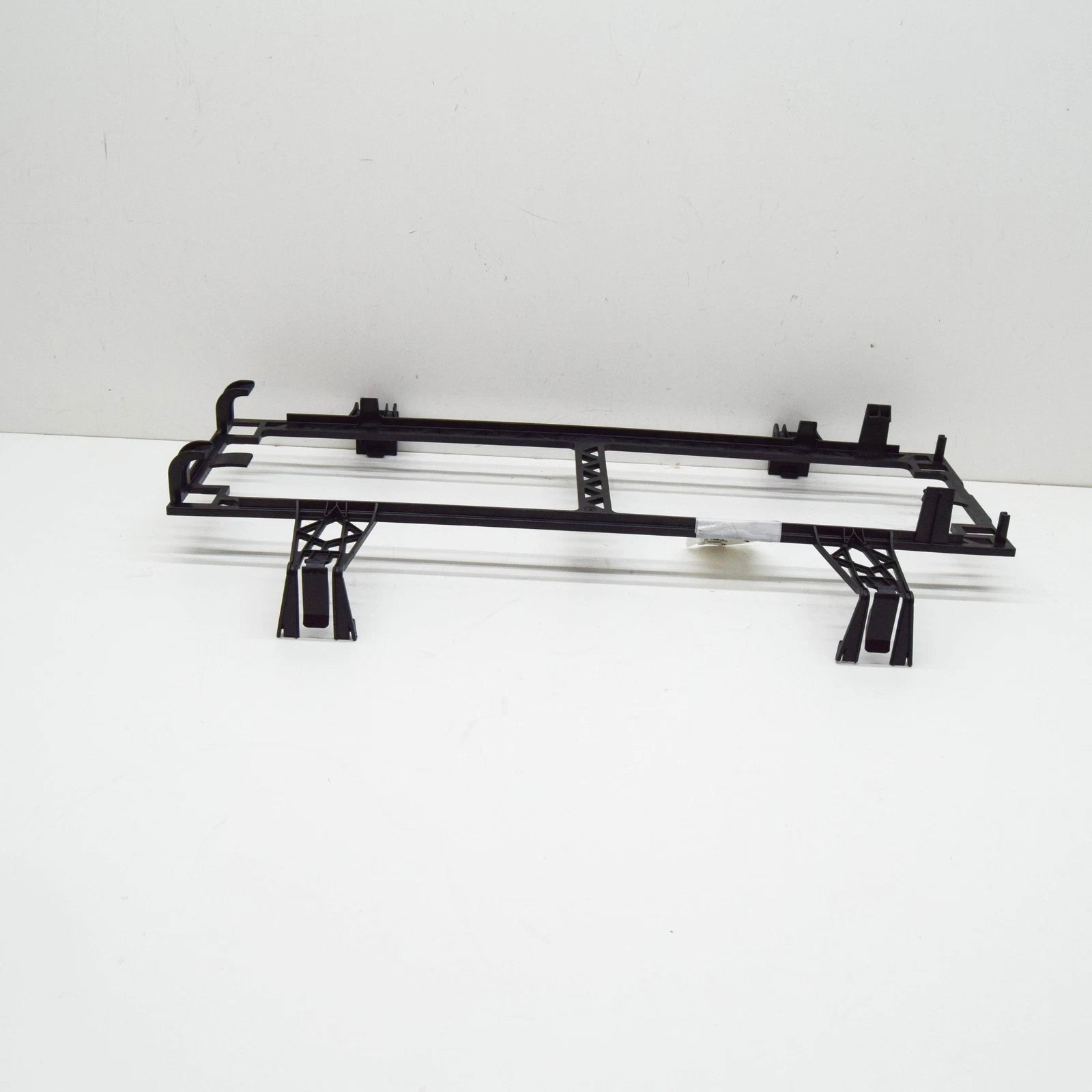 NEW MERCEDES-BENZ GLE W166 ENGINE COOLER BRACKET A1665010920 ORIGINAL