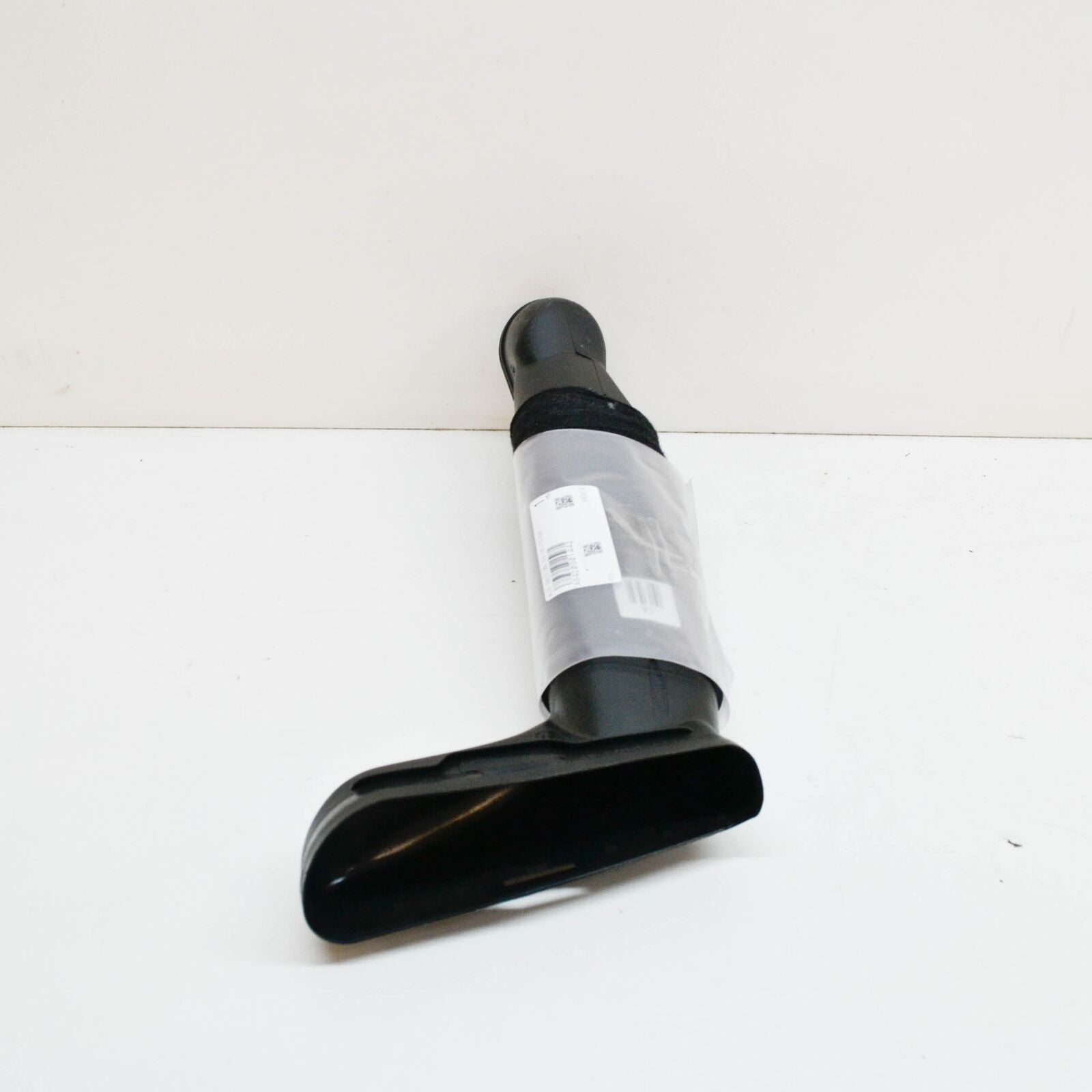 NEW MERCEDES-BENZ E-CLASS W212 AIR DUCT A6420901442 ORIGINAL