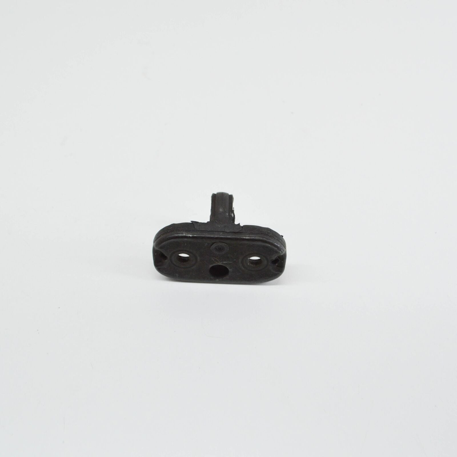 NEW VOLKSWAGEN GOLF MK8 CD1 LIFTGATE LOCK STRIKER PLATE LOWER 2G6827517A