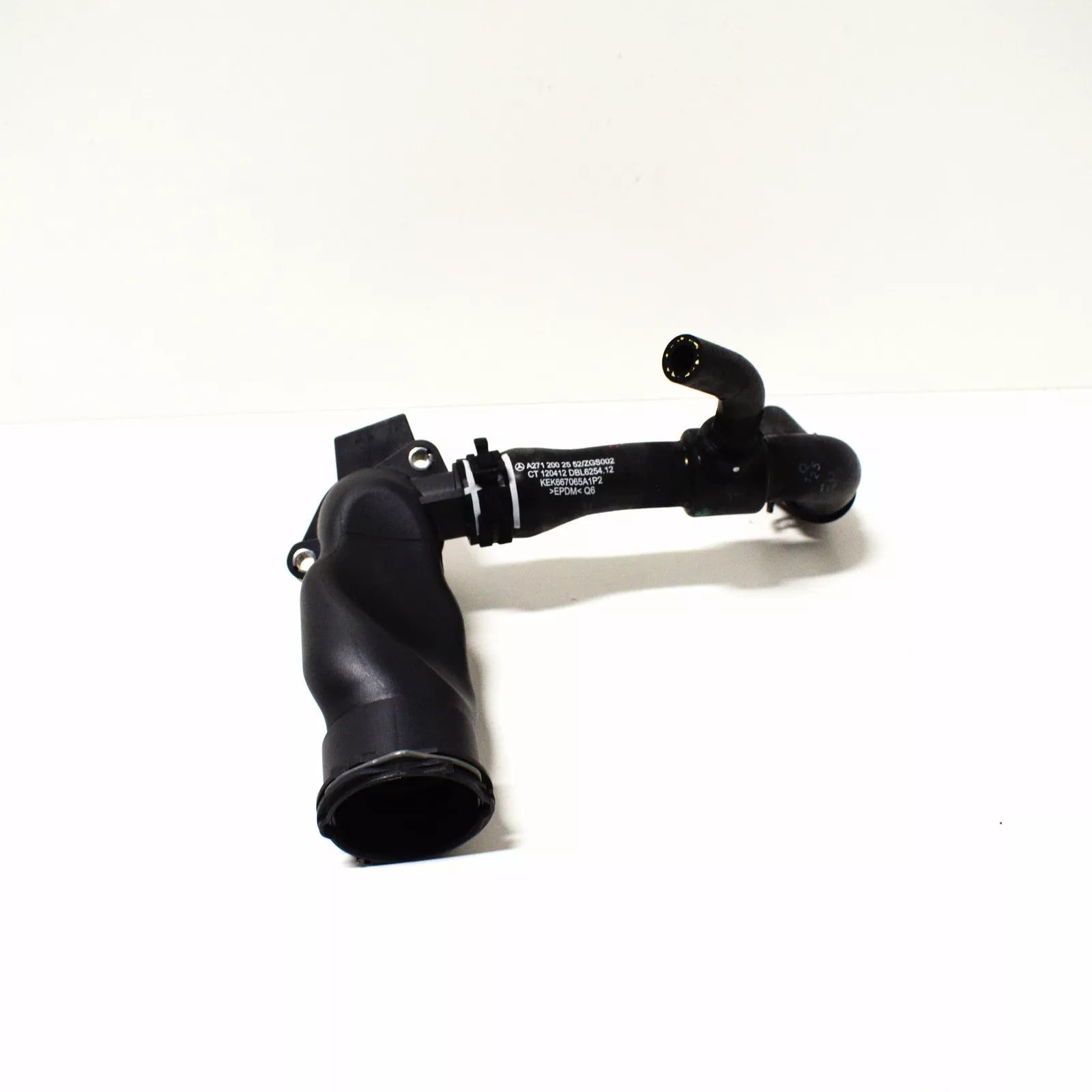 NEW MERCEDES BENZ C W204 WATER OUTLET PIPE HOSE A2712002056
