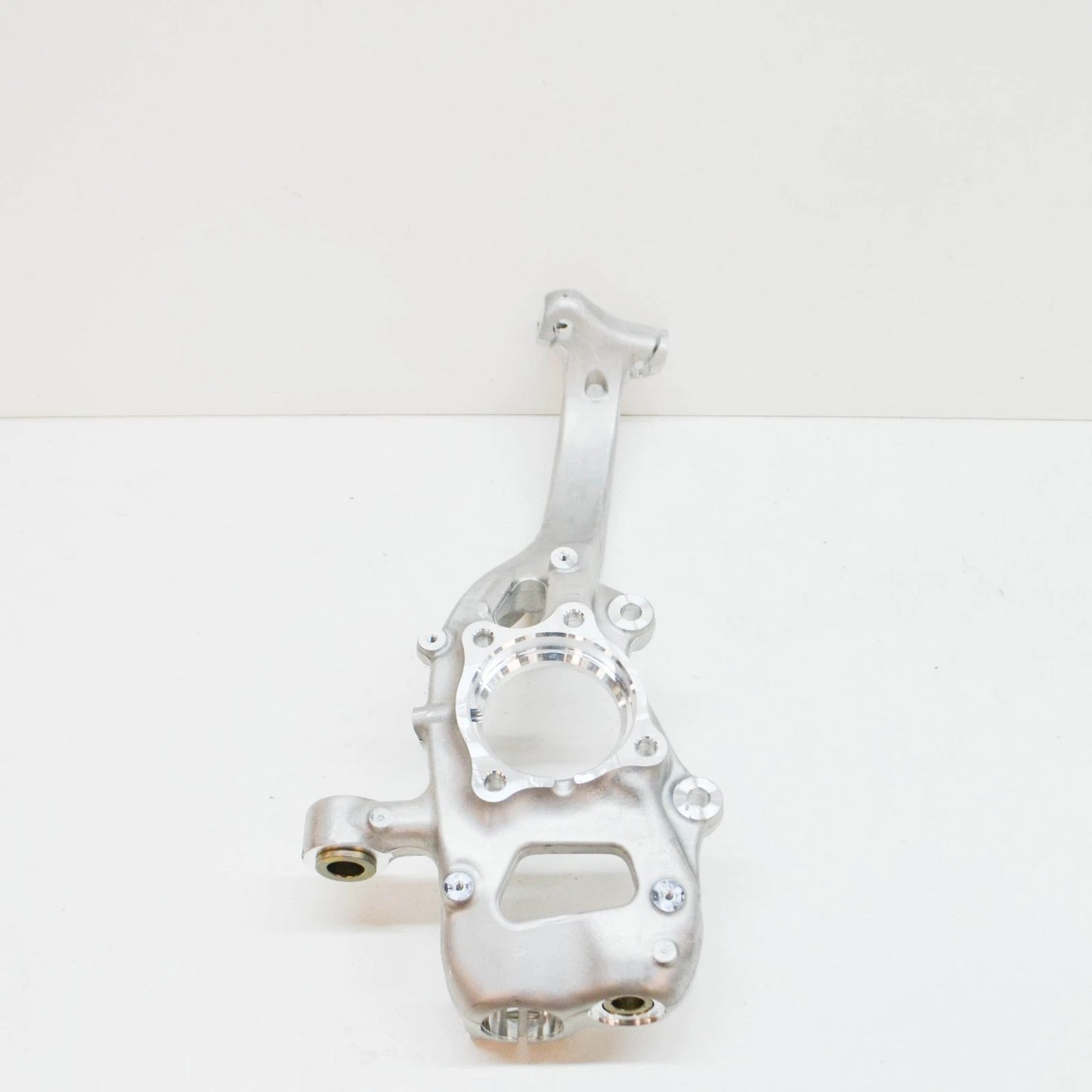 NEW AUDI Q7 4M FRONT LEFT STEERING KNUCKLE 4M0407253K ORIGINAL